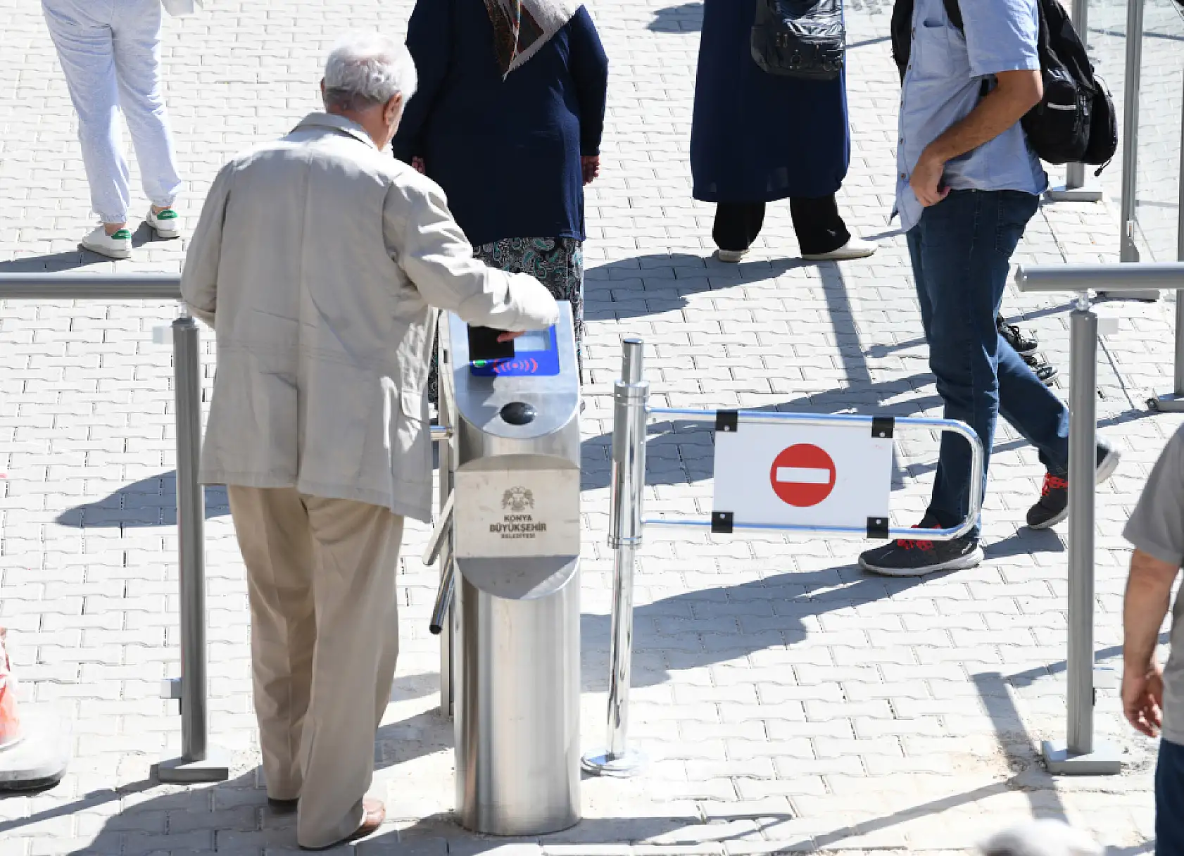 Konya'da o caddeyi kullananlar dikkat: 27 otobüsün güzergahı değişiyor!