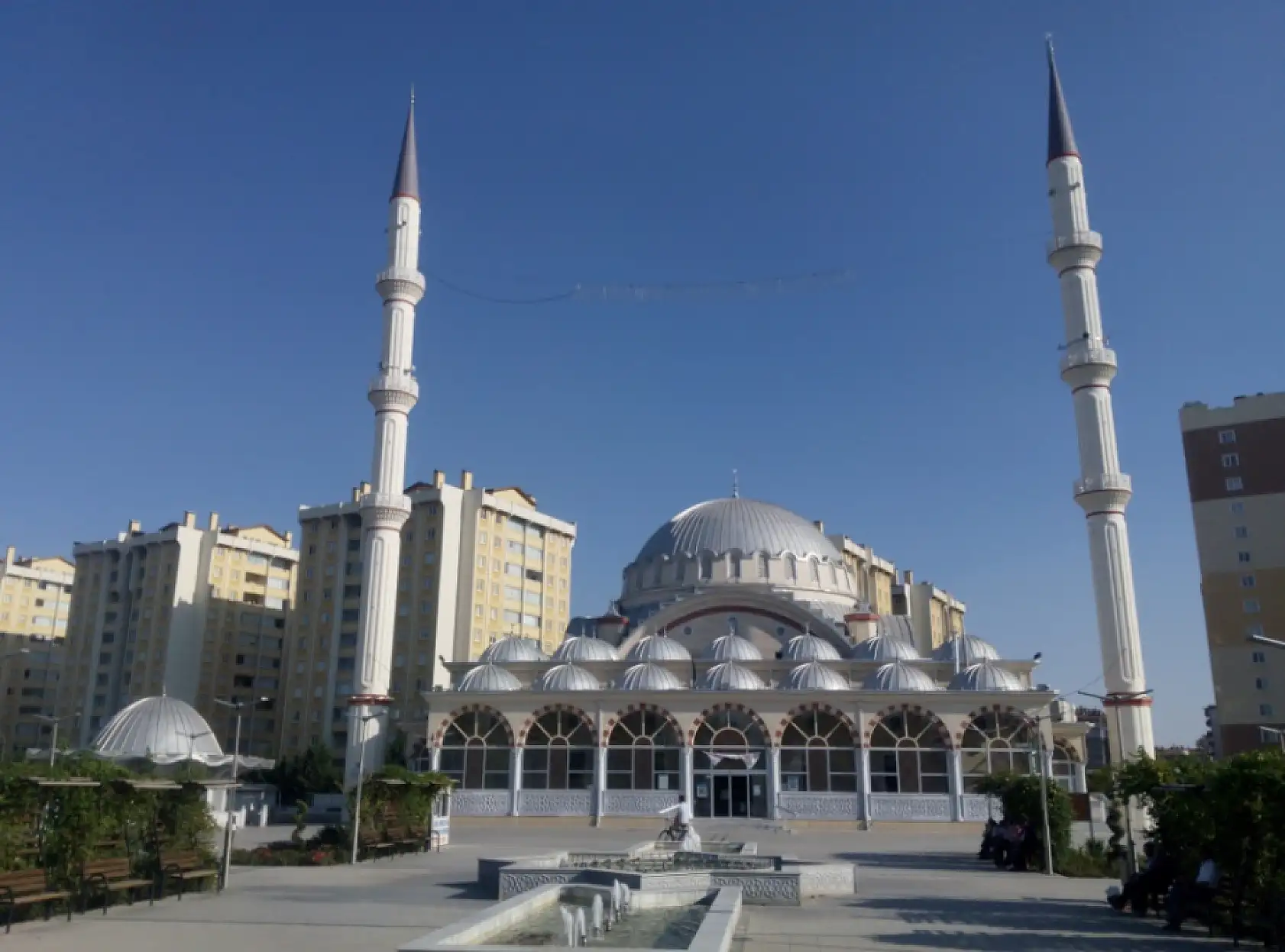 Konya'da itikaf vakti: Karatay, Meram ve Selçuklu'da izin verilen camilerin tam listesi…