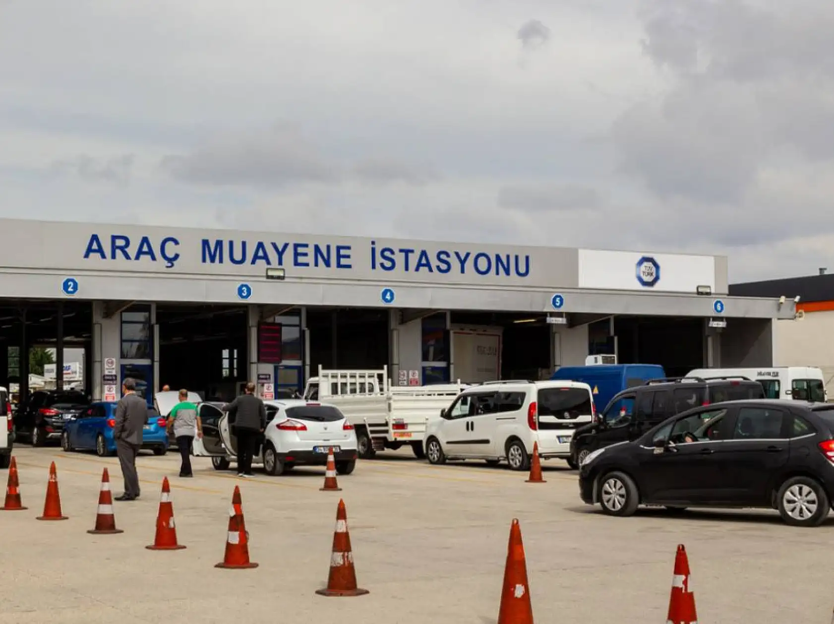 Araç muayenelerinde yeni dönem! O ücret tamamen kaldırılıyor: Tarih verildi!