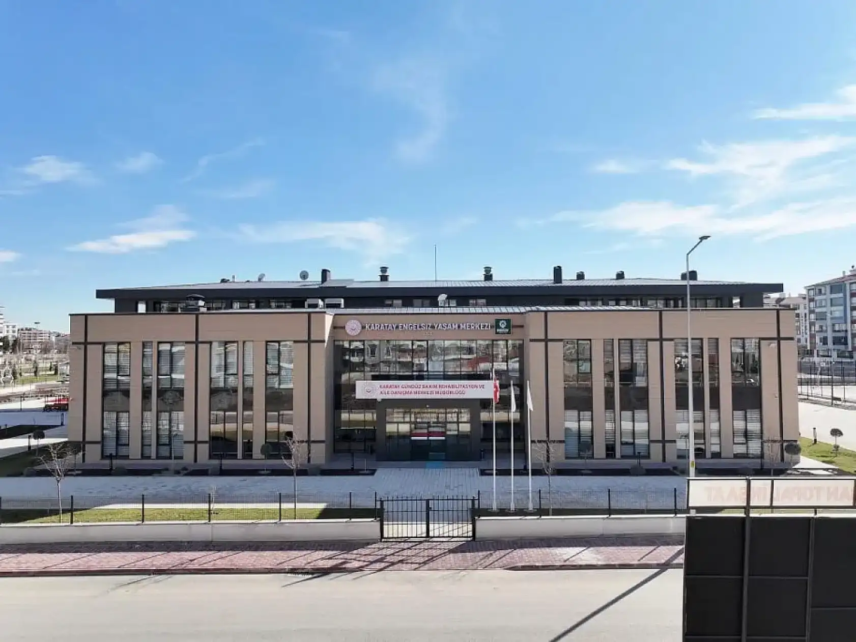 Alanında Türkiye'nin en büyüğü Konya'da hasta kabulüne başladı!