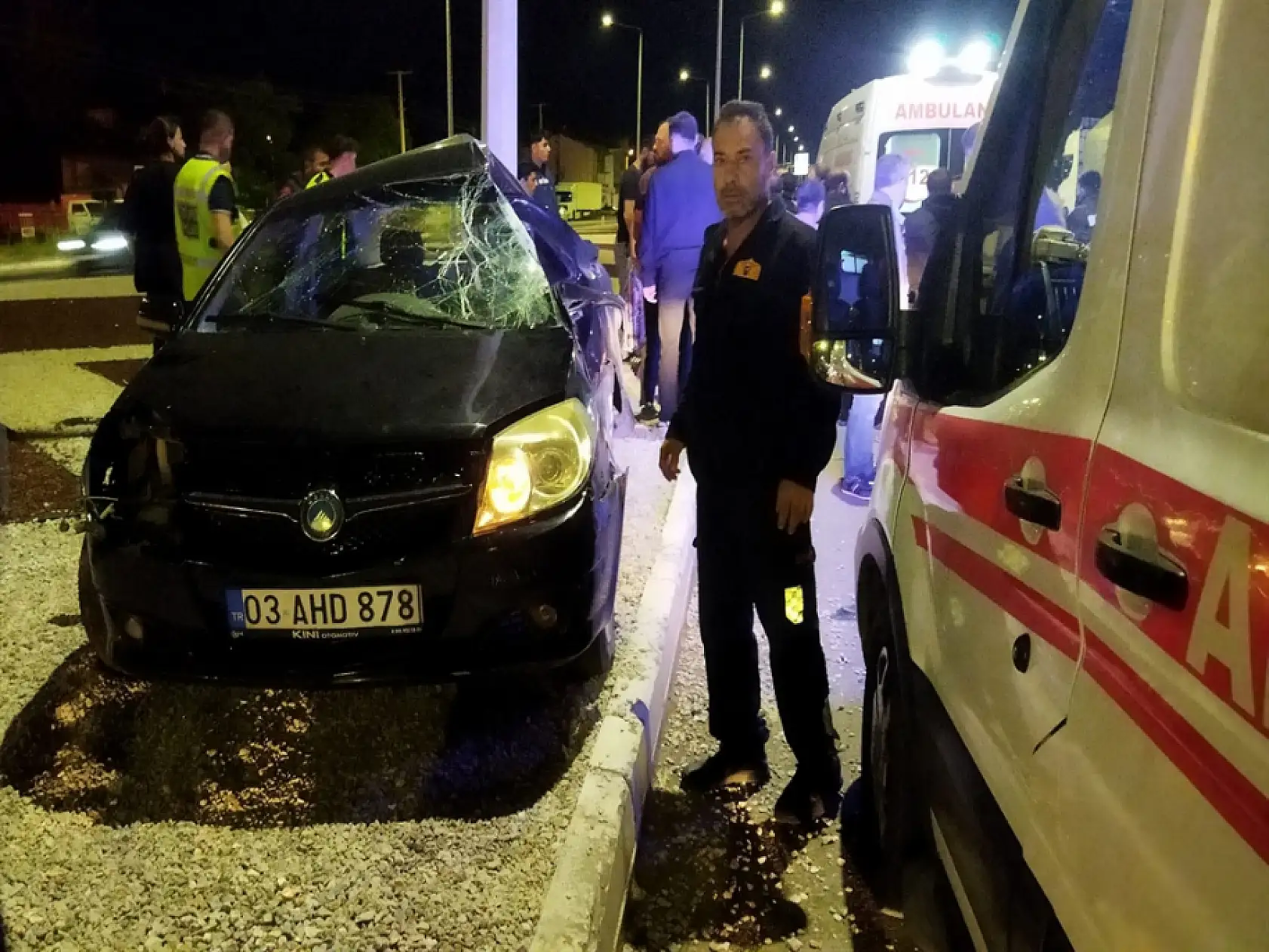 Konya yolunda yürek yakan kaza! Otomobil biçildi: 1 ölü, 1 ağır yaralı!