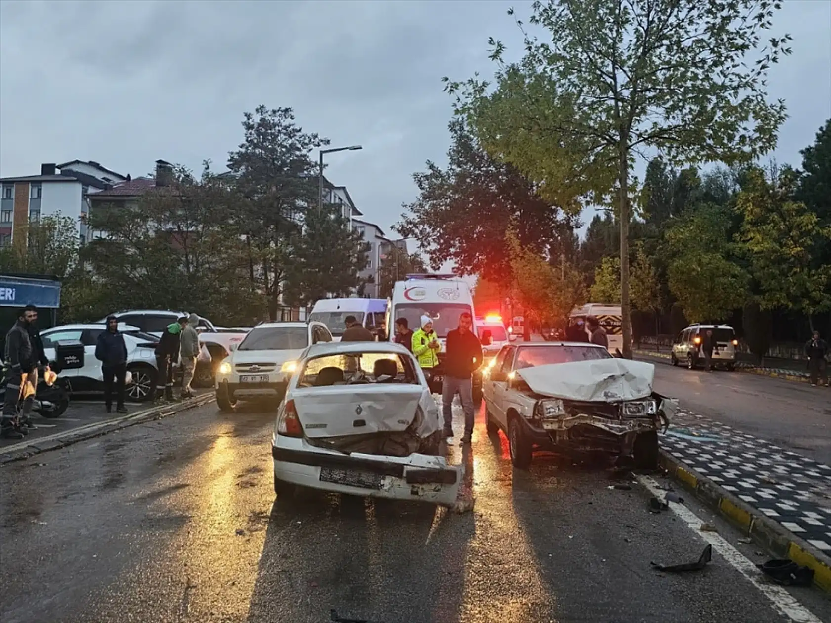 Konya'da yürekleri ağza getiren kaza! 1'i bebek 6 yaralı!