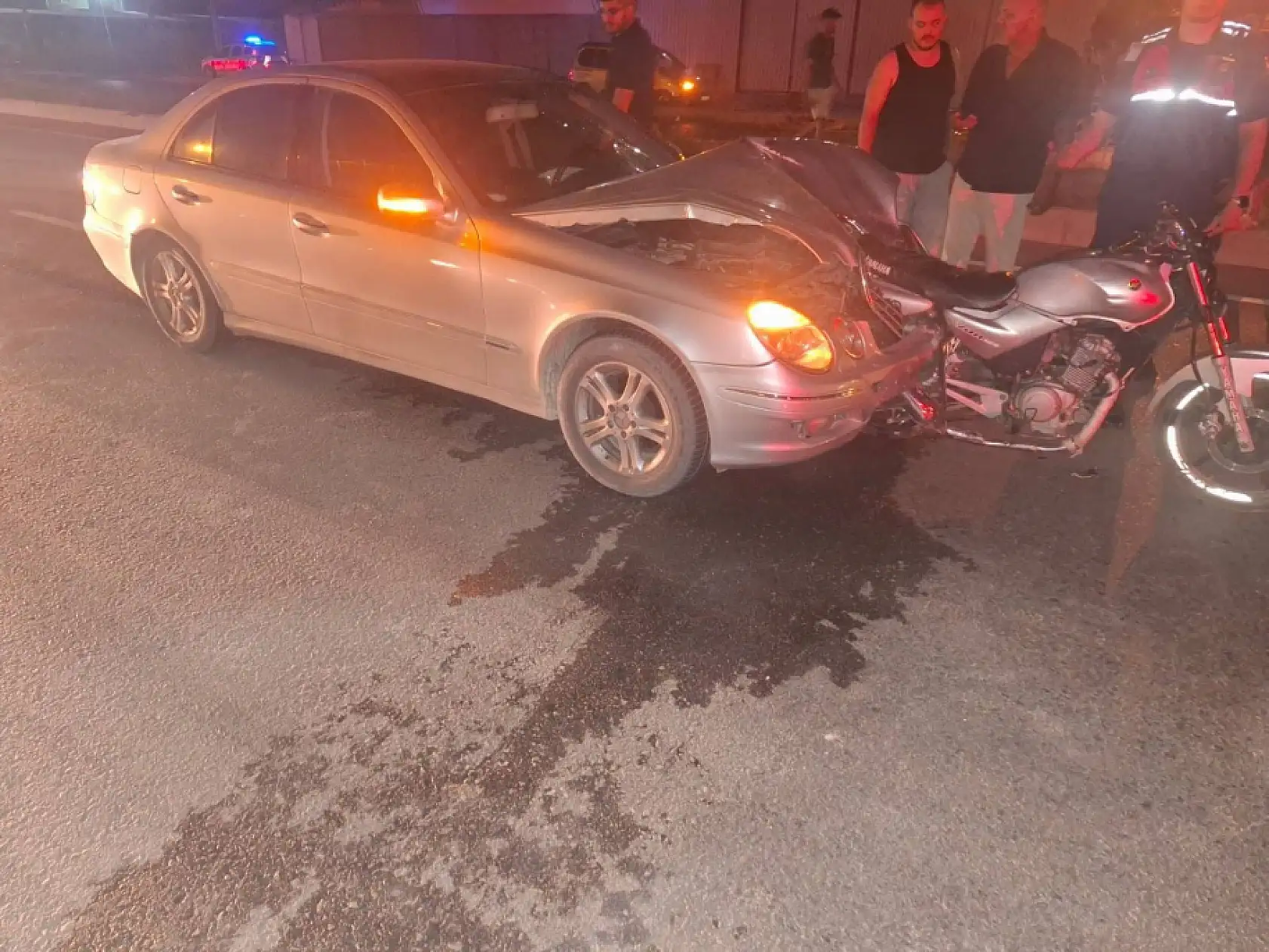 Konya yolunda otomobil motosiklete saplandı: 1 ölü, 1 yaralı!