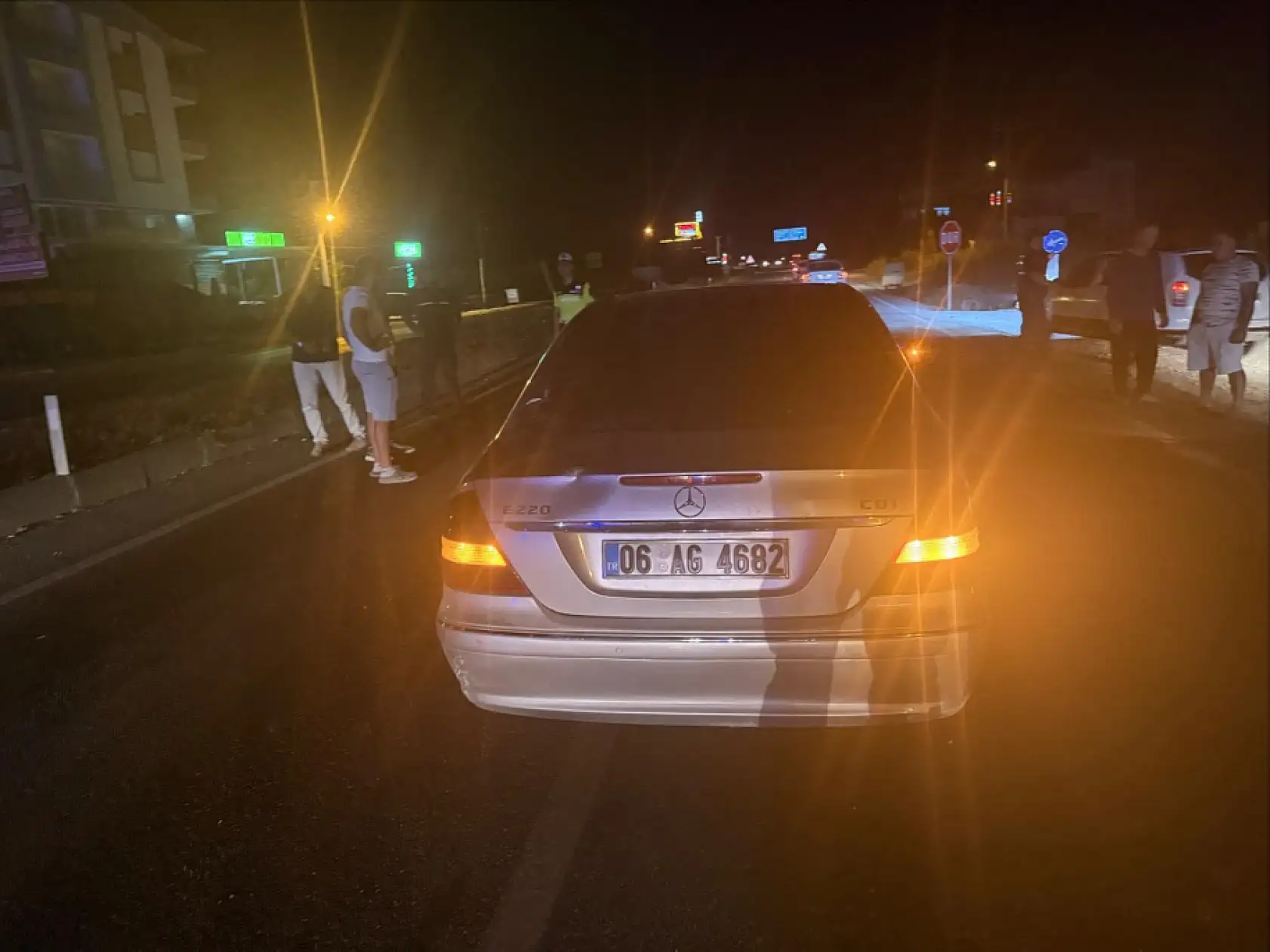 Konya yolunda otomobil motosiklete saplandı: 1 ölü, 1 yaralı!