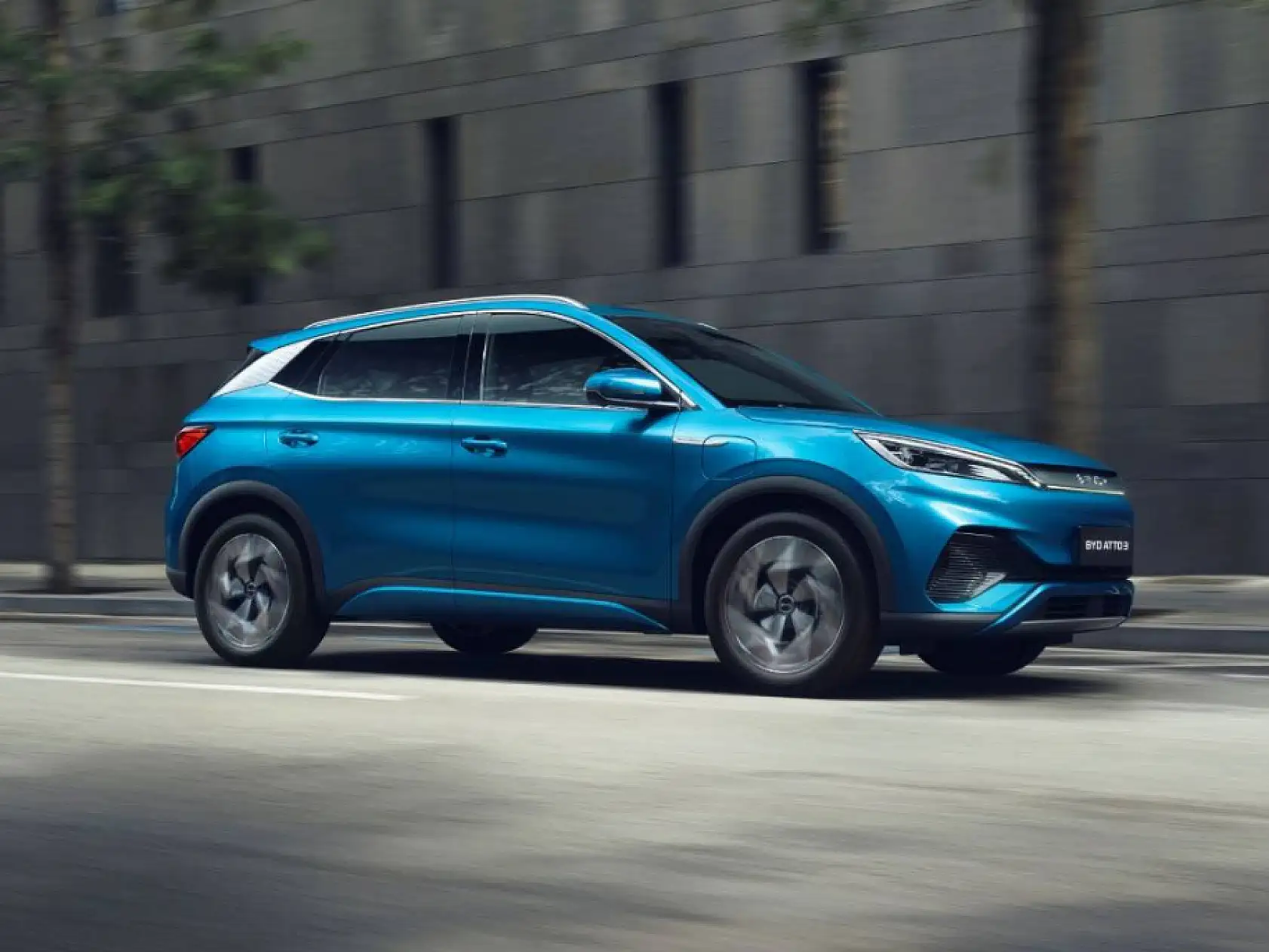 Elektrikli otomobilde dengeler değişti! Zirvenin yeni sahibi belli oldu