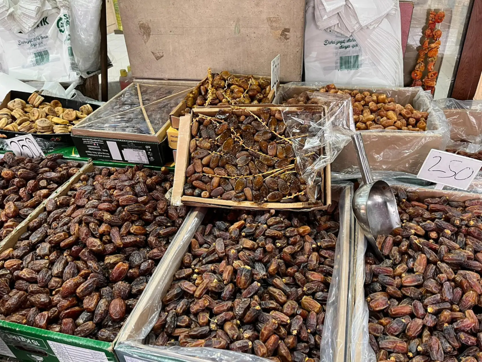 Konyalı esnaf tek tek anlattı: Hangi hurma şifalı, hangisi hileli?