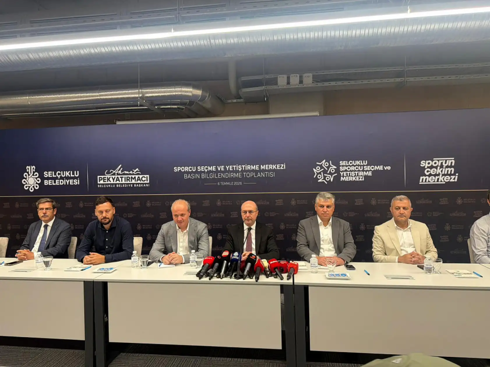 Konya'da sporun yeni üssü hizmete girdi! Başkan Pekyatırmacı: 'Hedefimiz olimpiyatlara sporcu yetiştirmek'