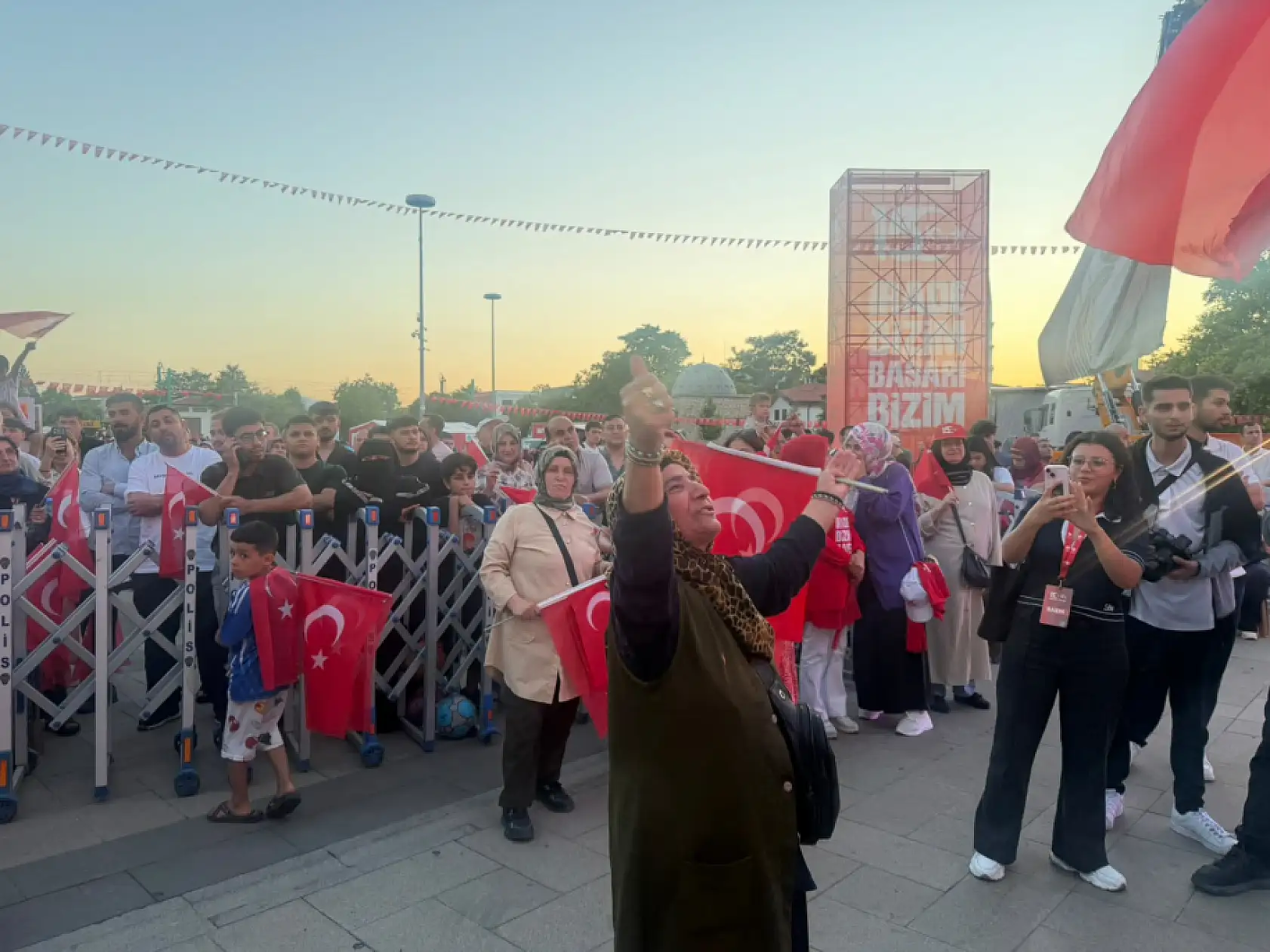 Konyalılar 15 Temmuz'da meydanları doldurdu!