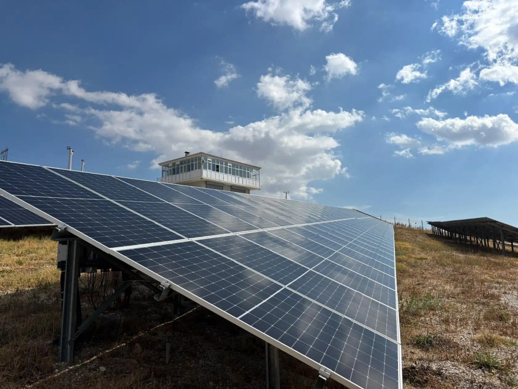 Selçuklu'da tam bağımsız enerji dönemi: Yeni GES'lerle tüketimin tamamı Güneşten!