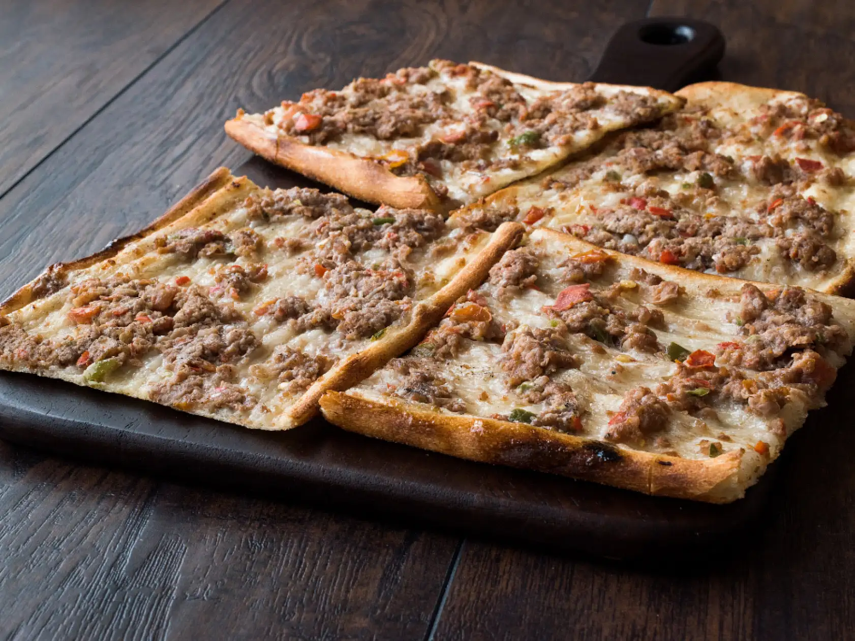 Konya'ya komşu ilden büyük saygısızlık! Etliekmek harcına bunu da kattılar! 