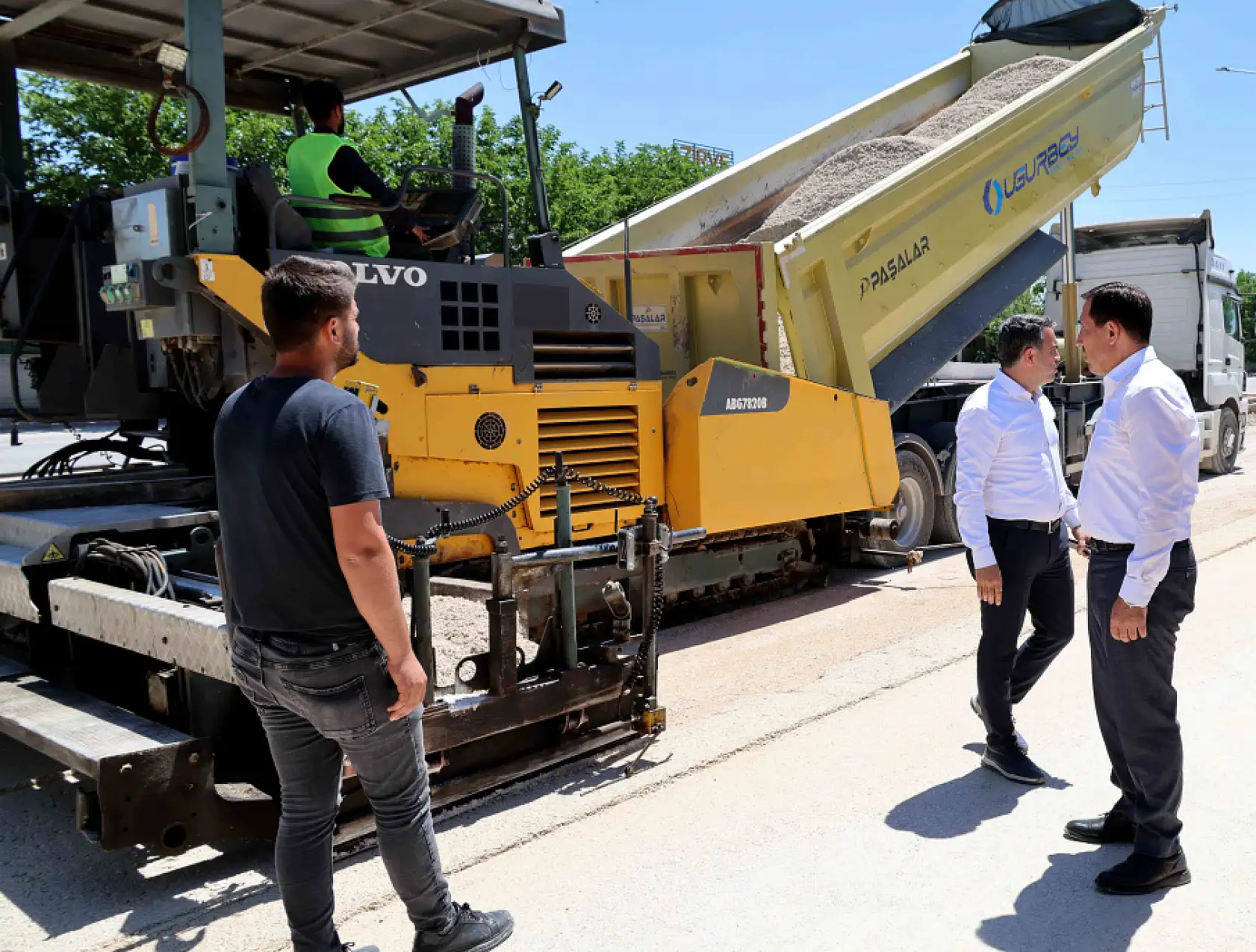 Konya'da sürücülerin gözü aydın! Şehrin en işlek caddelerinden biri yenileniyor
