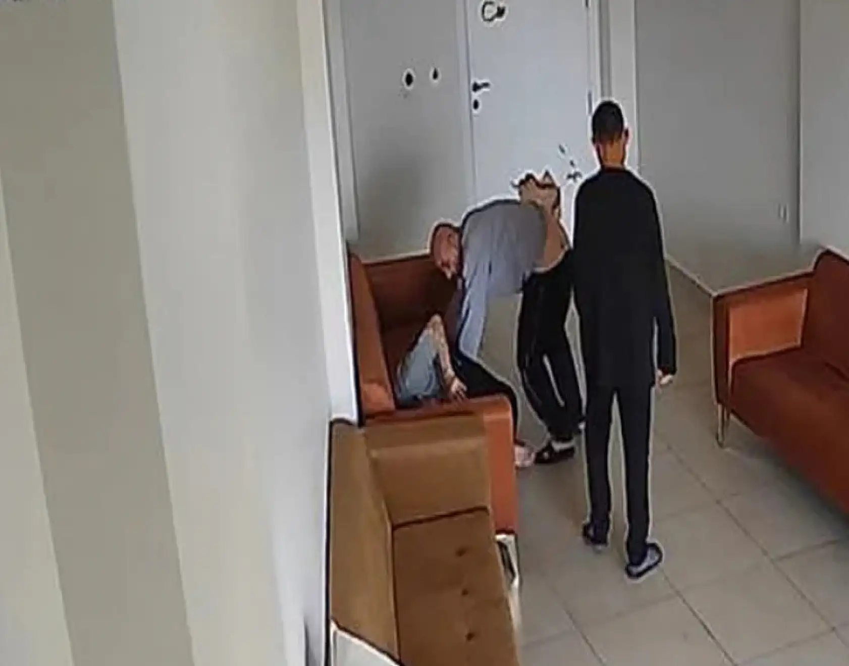Konya'da bakım evinde dehşet: 3 engelliyi odaya kilitlediler, birbirlerinin gözlerini oydular!