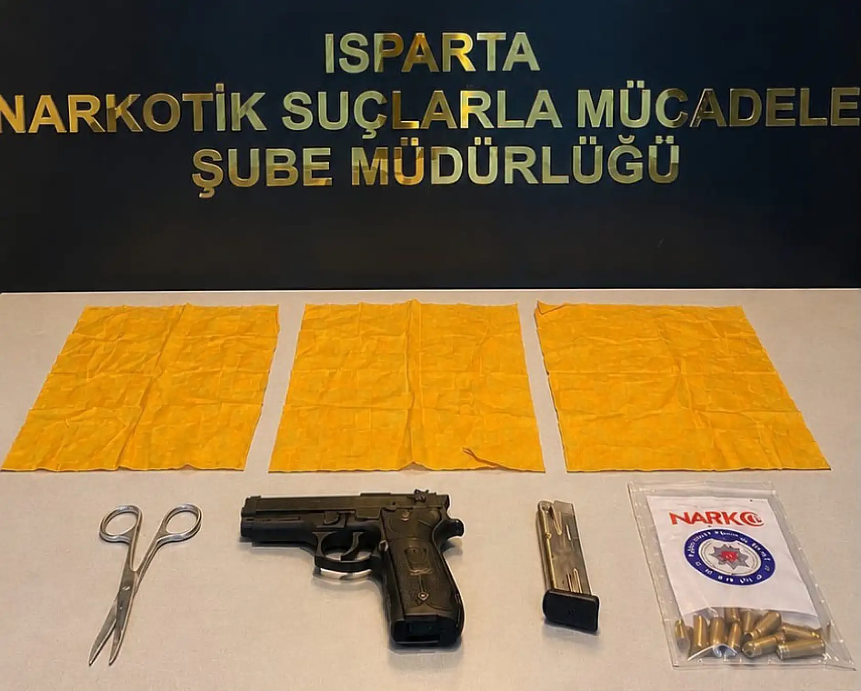 Konya'da mahalle muhtarı uyuşturucuyla yakalandı: Arabasından çıkanlar şok etti!