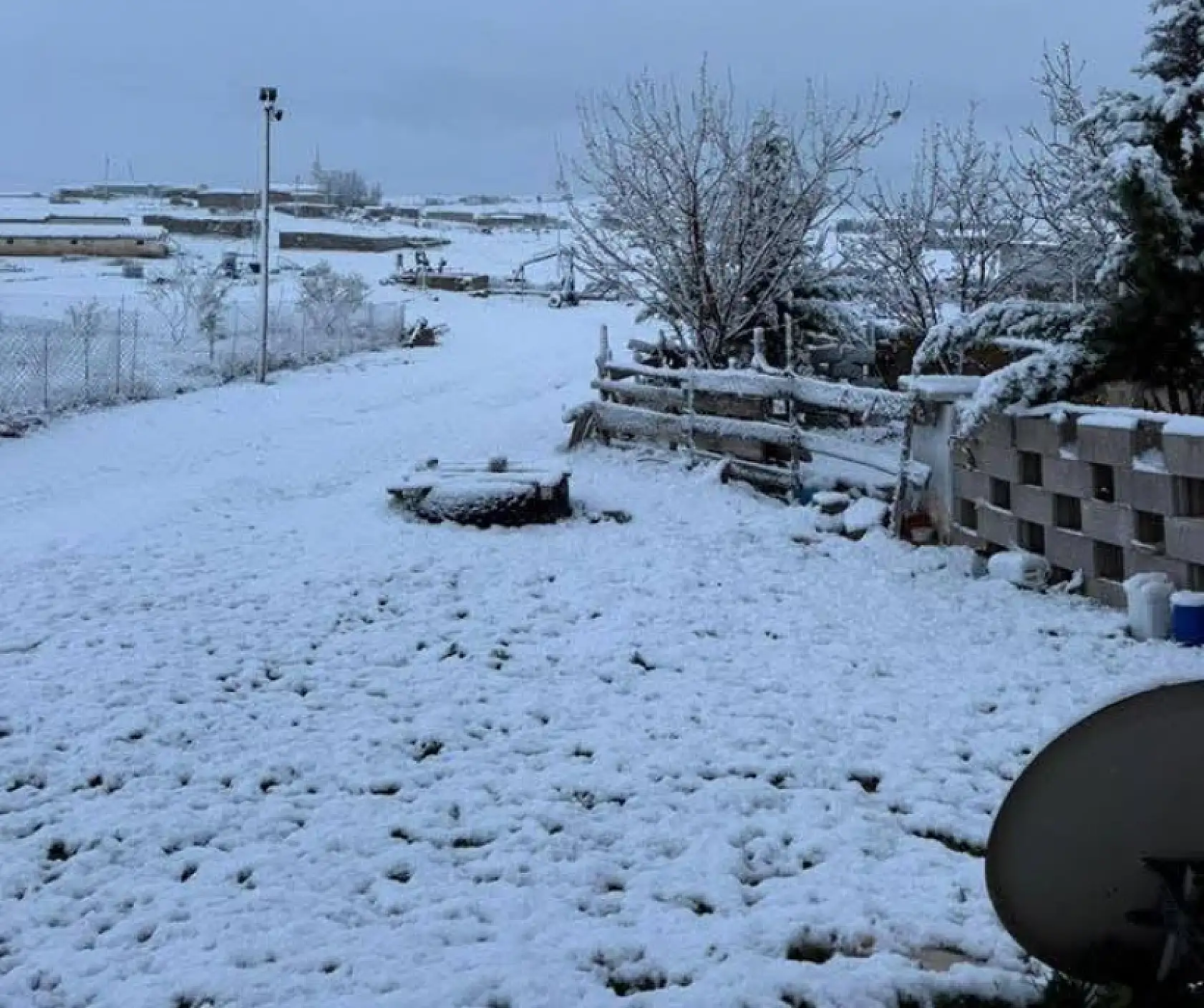 Konya, nisan ayında beyaza büründü!