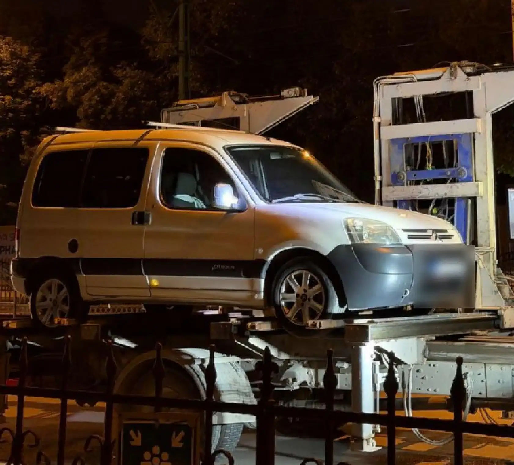 Sosyal medyadan yakalandılar! Konya'da kuralları hiçe sayan 3 sürücüye ceza yağdı!