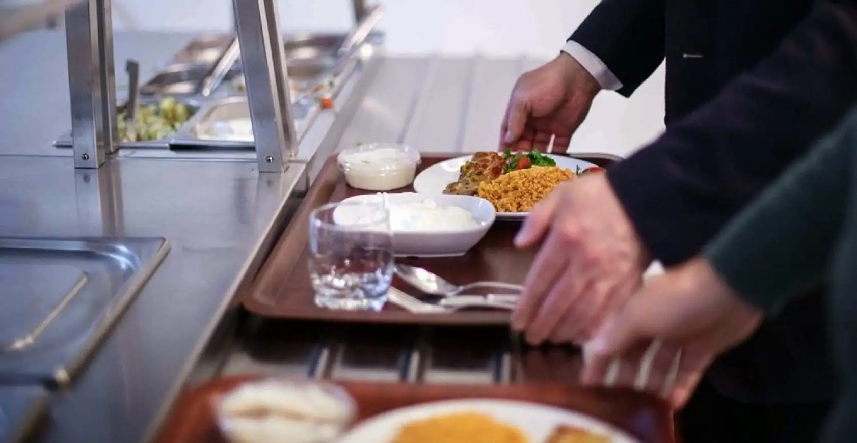 Resmen yürürlüğe girdi: Patronun verdiği yemek sigorta priminden düşecek!