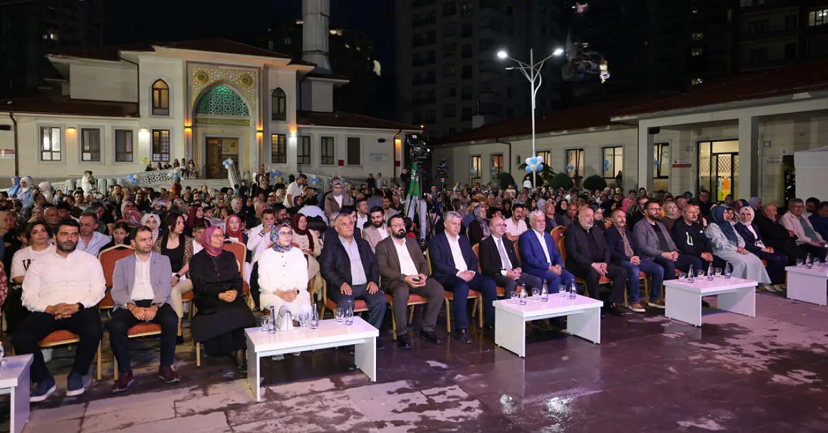 Konya'da Hatice Hatun Külliyesi'nde mezuniyet heyecanı!
