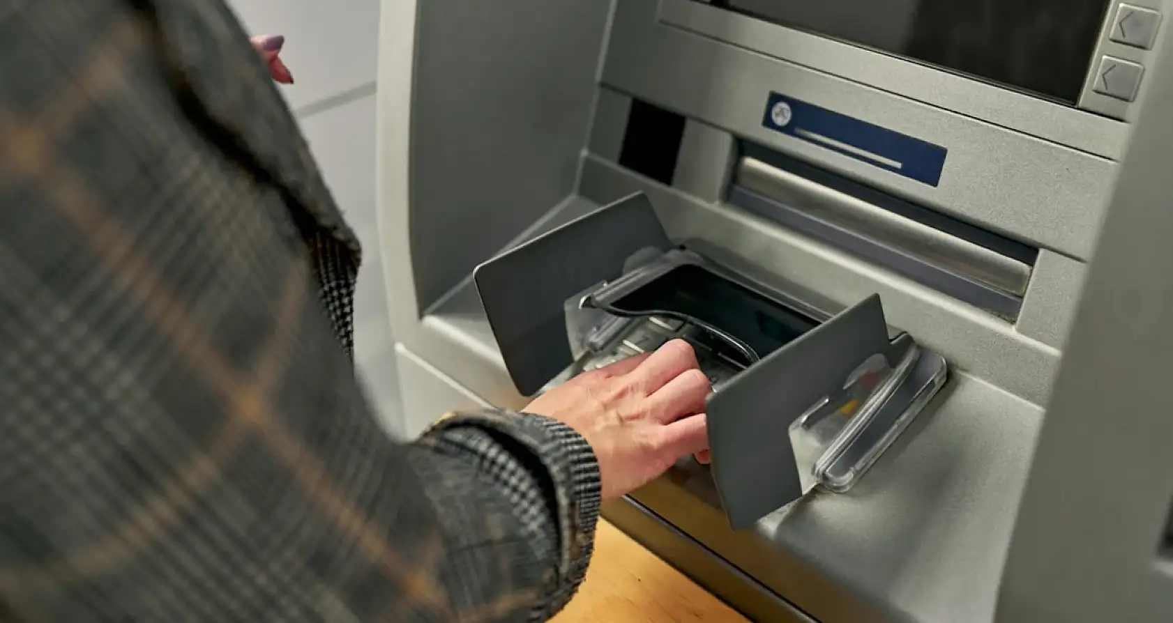 ATM'ye gitmeden önce bu habere mutlaka bakın! Bayram öncesi limitlerde güncelleme...