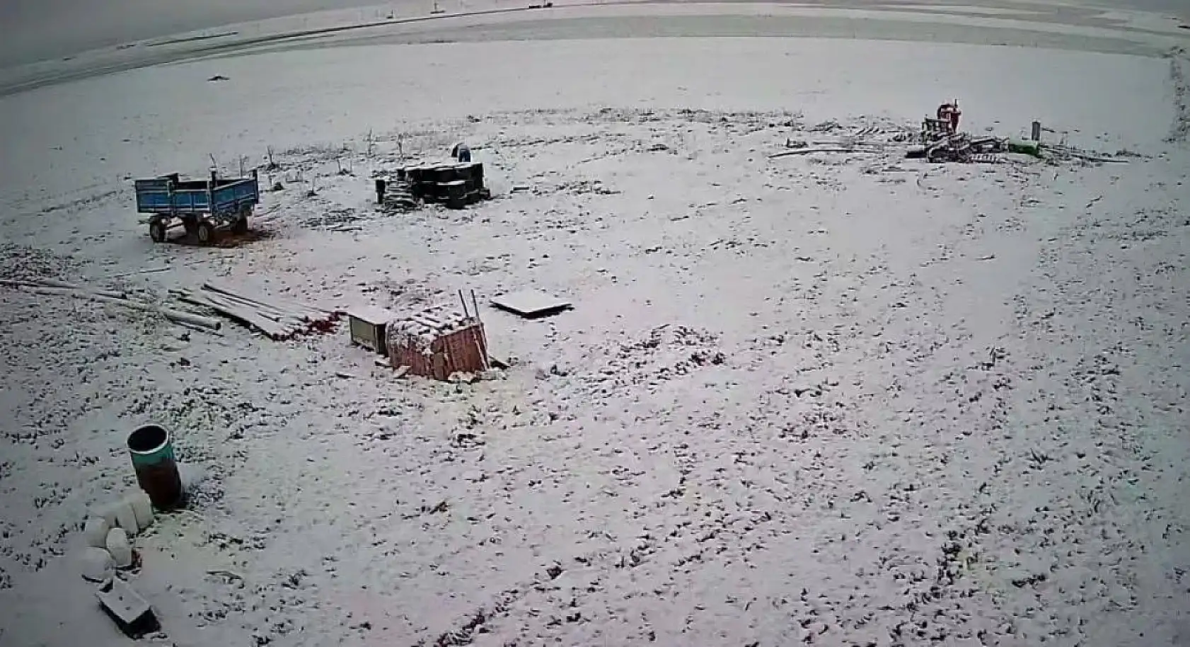 Konya, nisan ayında beyaza büründü!
