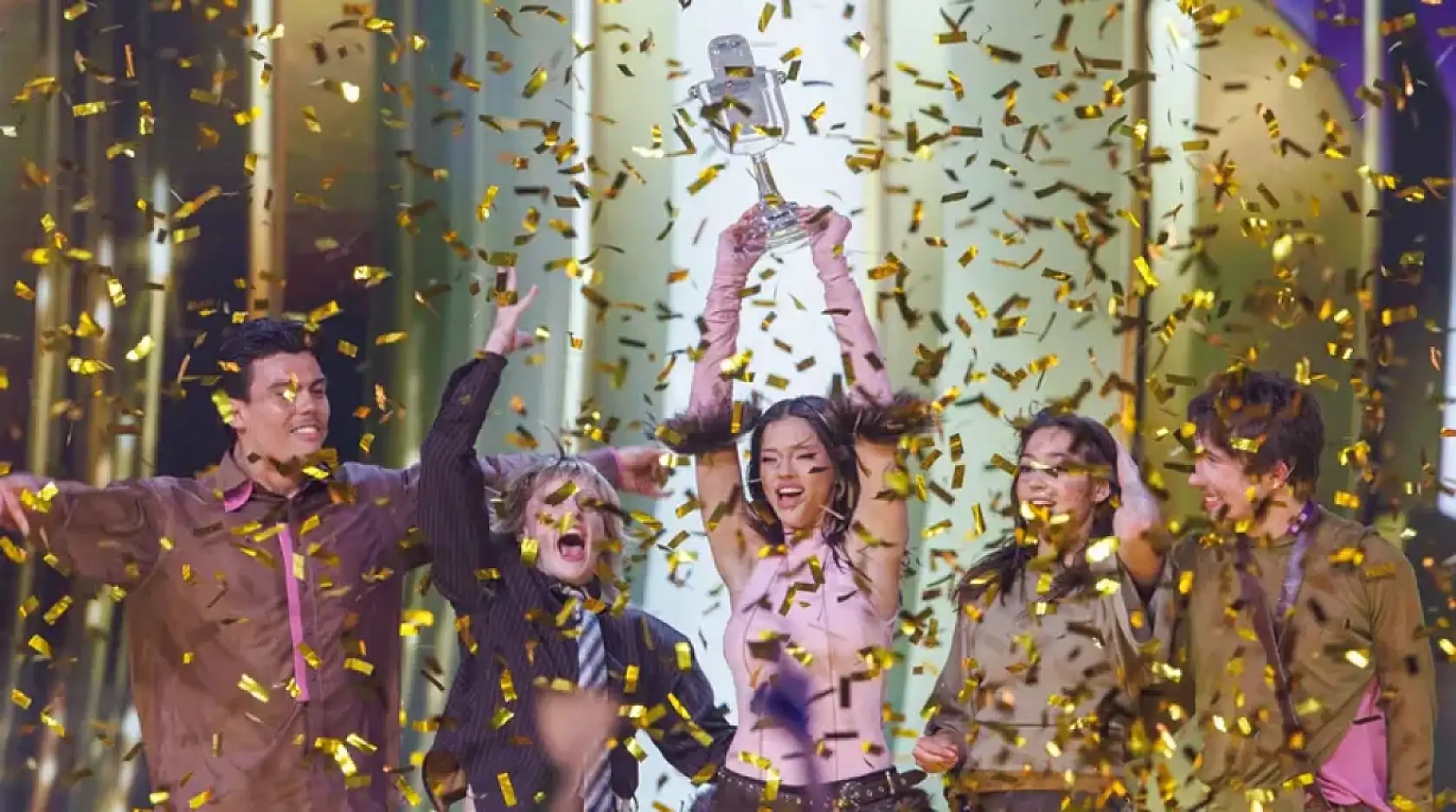 2026 Eurovision birincisi belli oldu! Hangi ülke birinci oldu? İsrail listede kaçıncı sırada? İsrail'i boykot ederek yarışmaya katılmayan o ülkeler