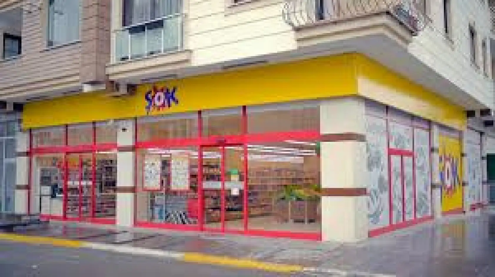 Marketler bayramda açık mı, kapalı mı? Arefe ve Bayramın 1. günü marketler açık olacak mı? A101, BİM, ŞOK, FİLE, MİGROS bayramda çalışıyor mu?