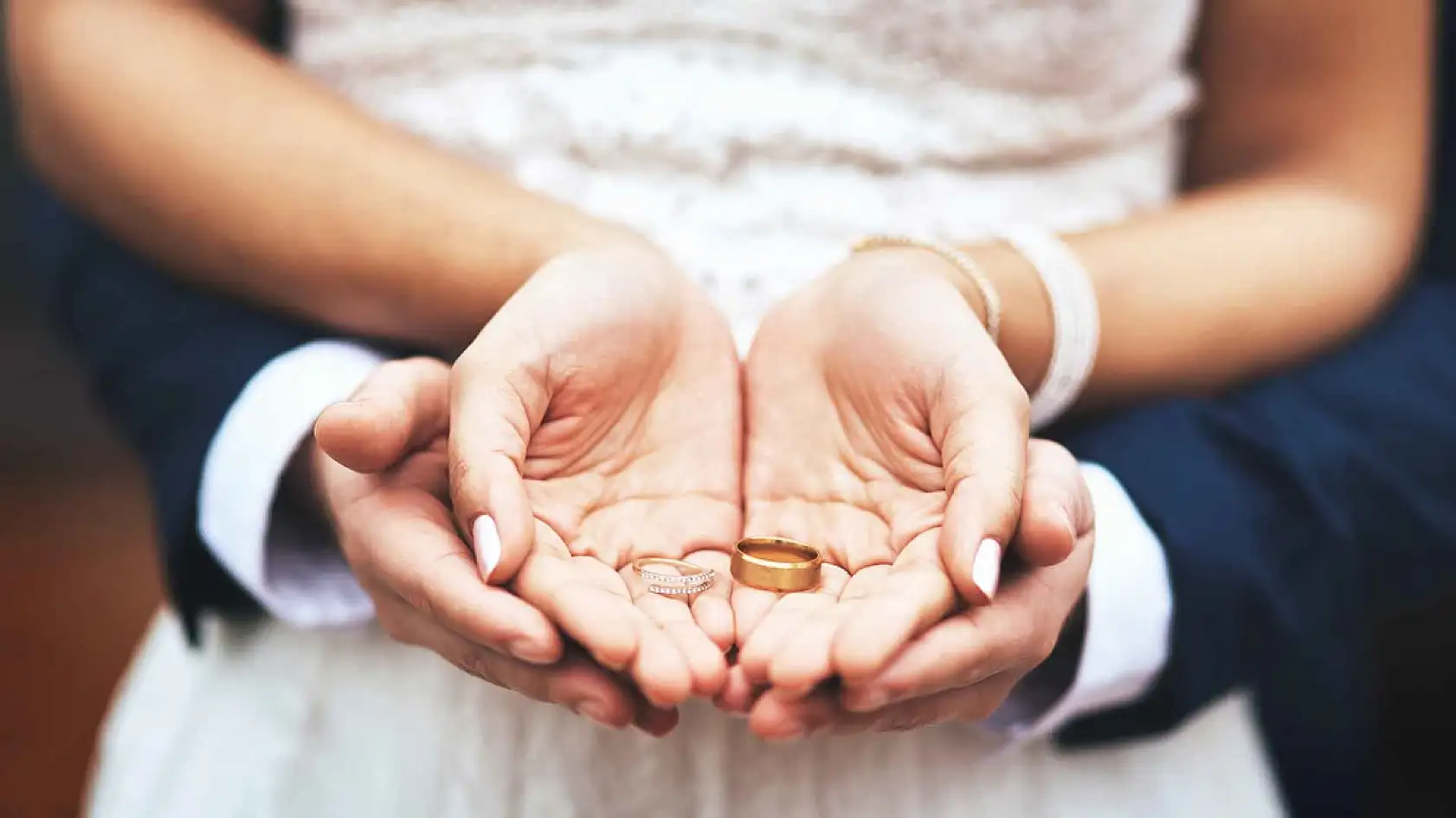 Konya'da evlilik hazırlığı yapan gençlere müjde! 500 bin lira geri ödemesiz yardım yapılacak