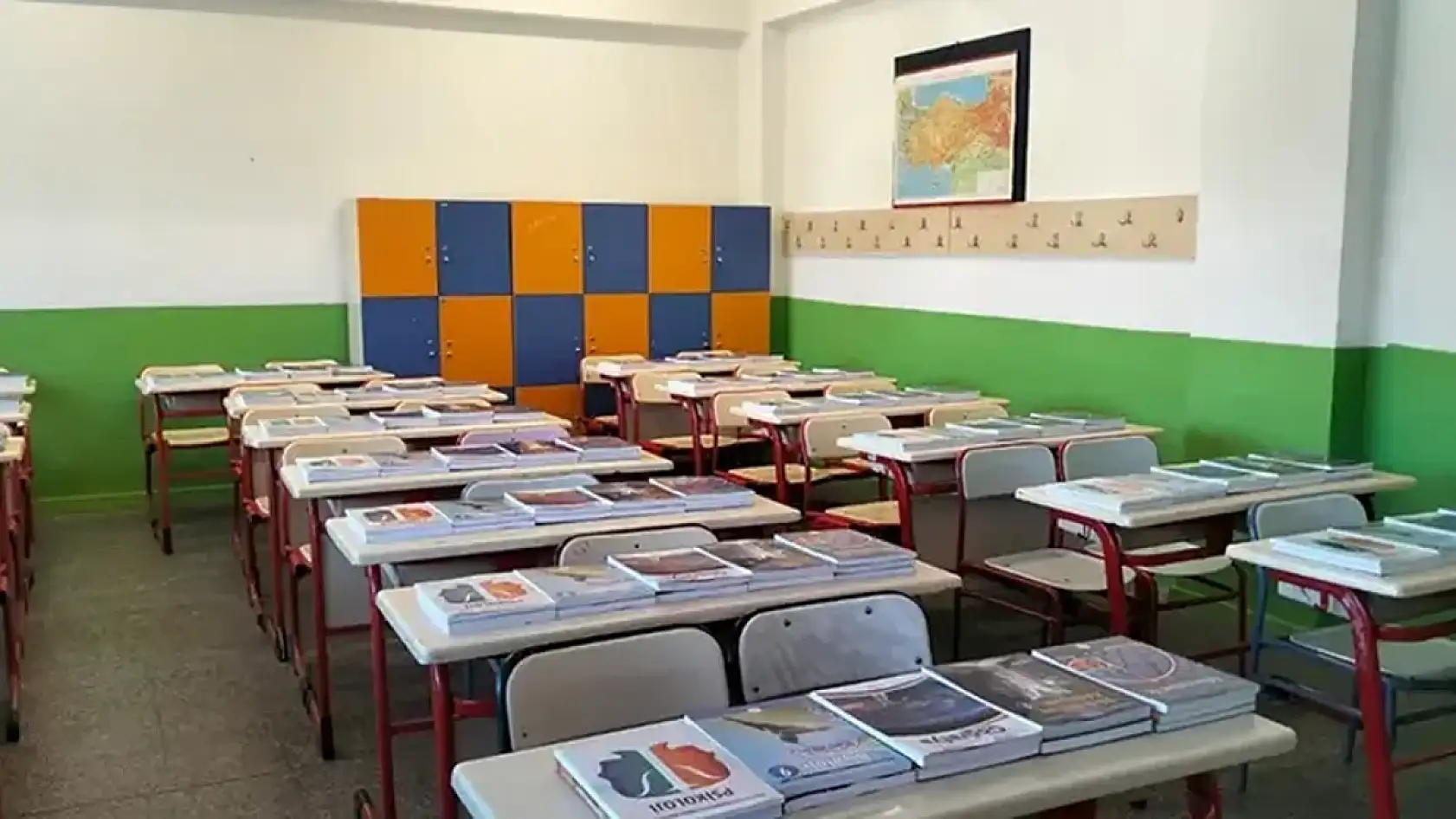 Bakanlıktan tarihi karar! Okullarda müfredat değişiyor