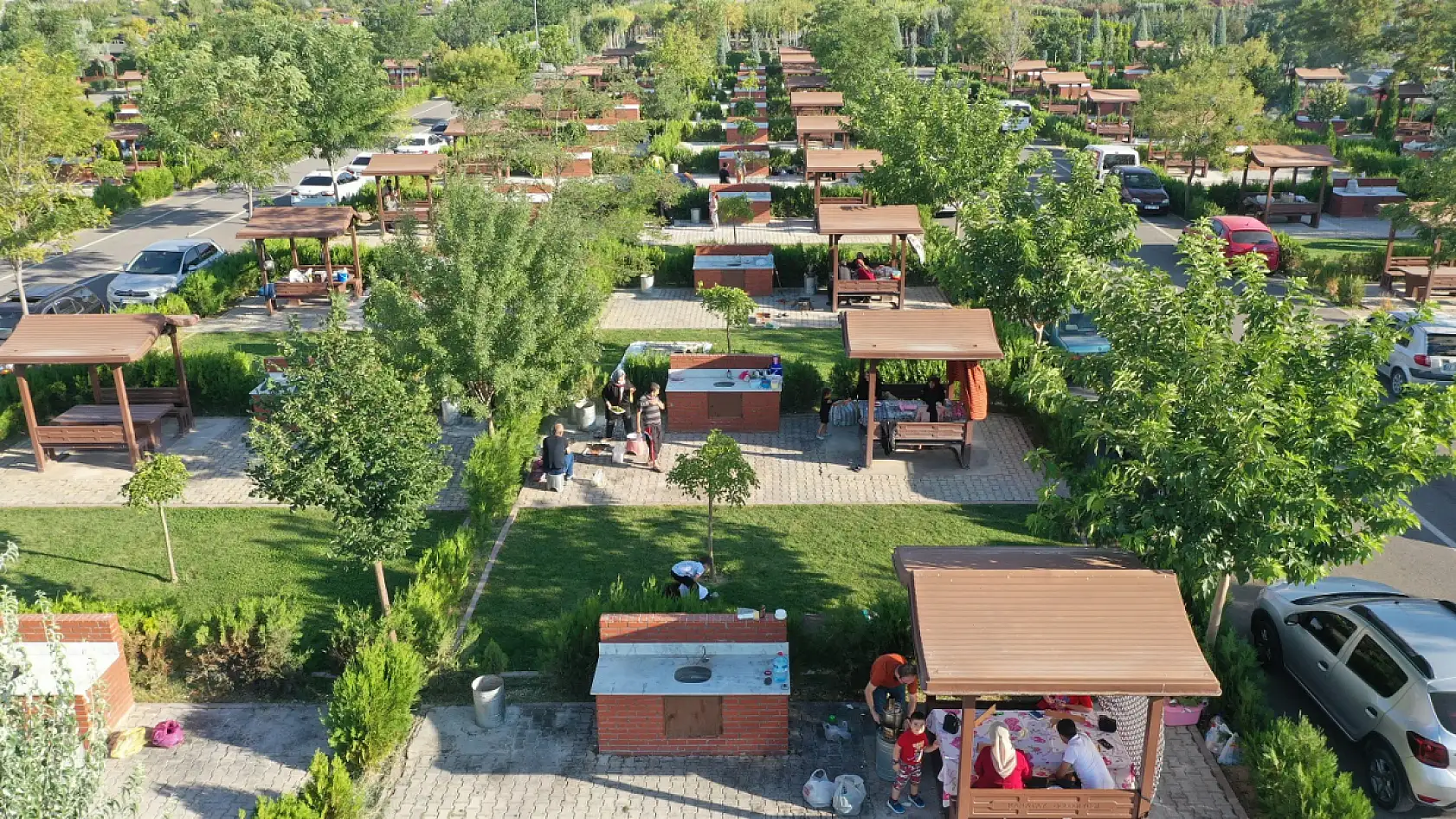 Havaların ısınmasını fırsat bilen Konyalılar bu noktalara akın ediyor