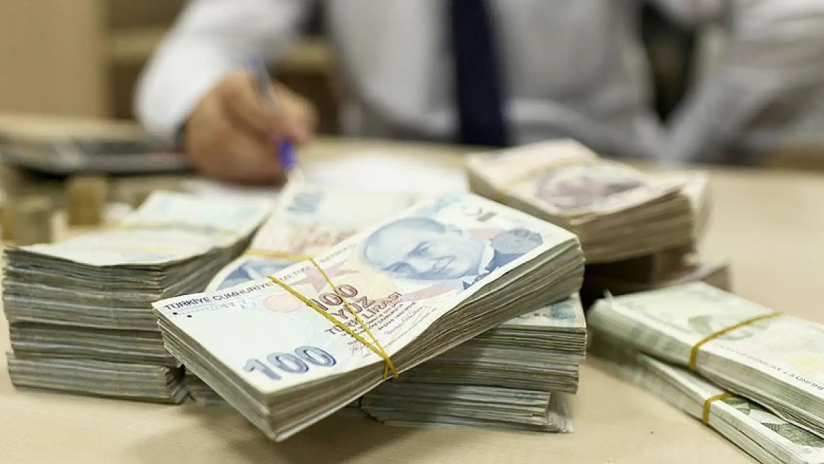 EYT'yi kaçıranlar dikkat! Milyonları ilgilendiriyor! Kademeli emeklilik çıkacak mı?
