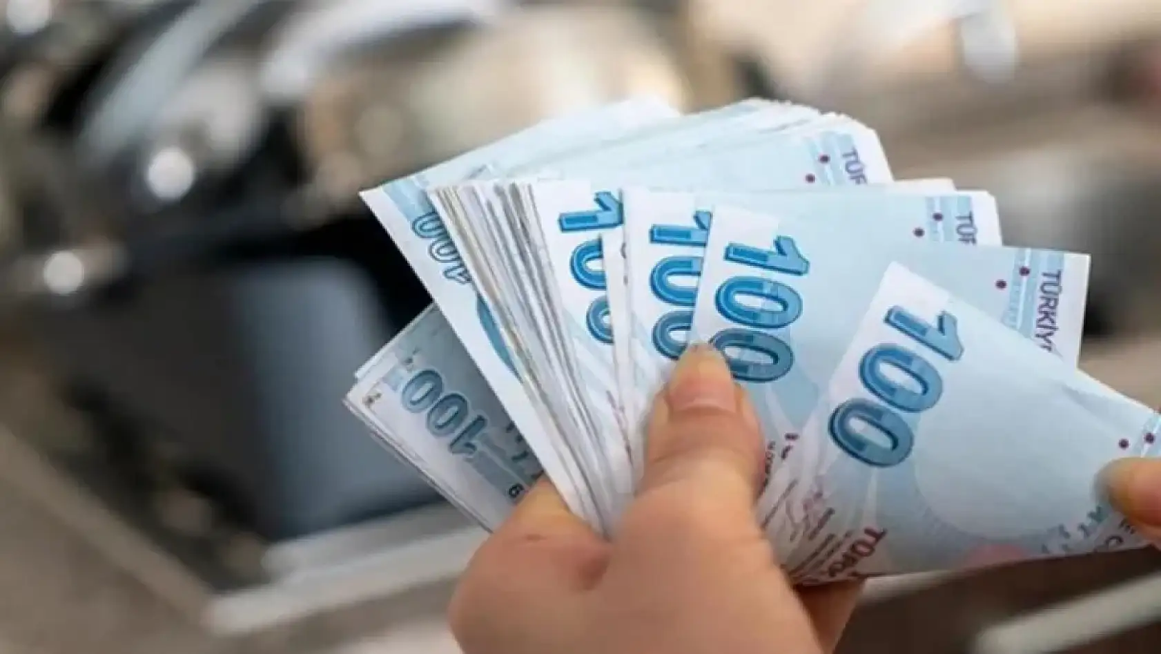 Binlerce kişinin emekliliği iptal edildi! Maaş gitti, borç geldi