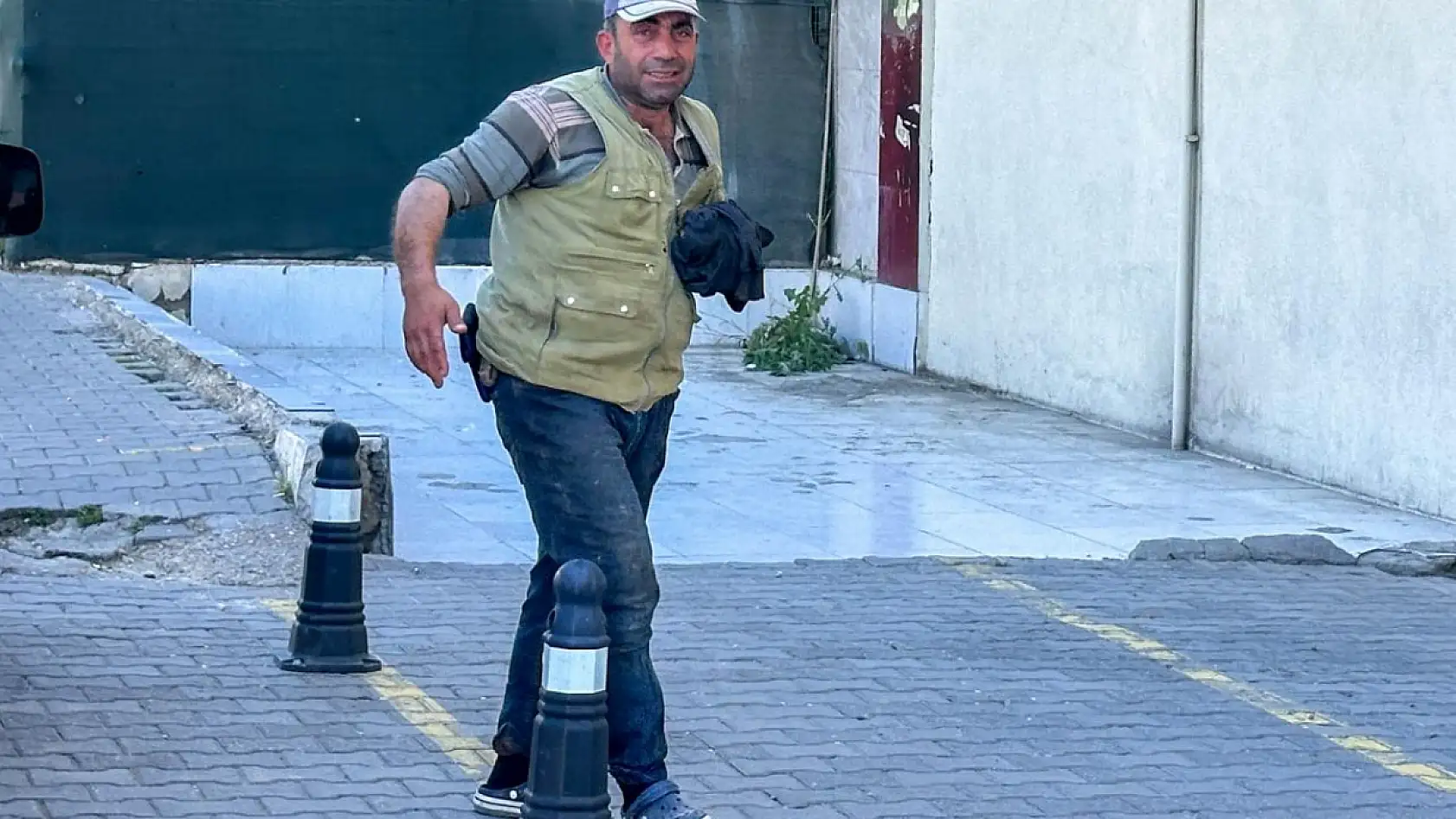 Acil servislerde acemi kasap yoğunluğu! İşte Türkiye'nin dört bir yanından gelen kareler...