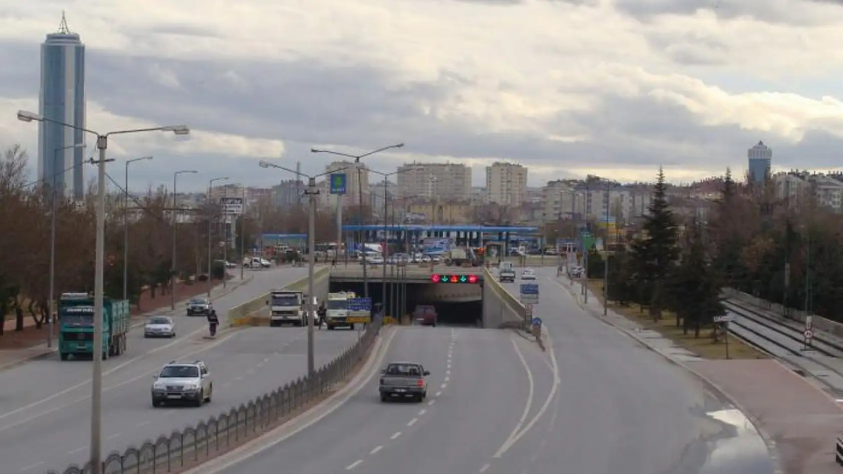 Konya'nın iki kritik noktasında çalışma! İşlek cadde trafiğe kapatılacak!