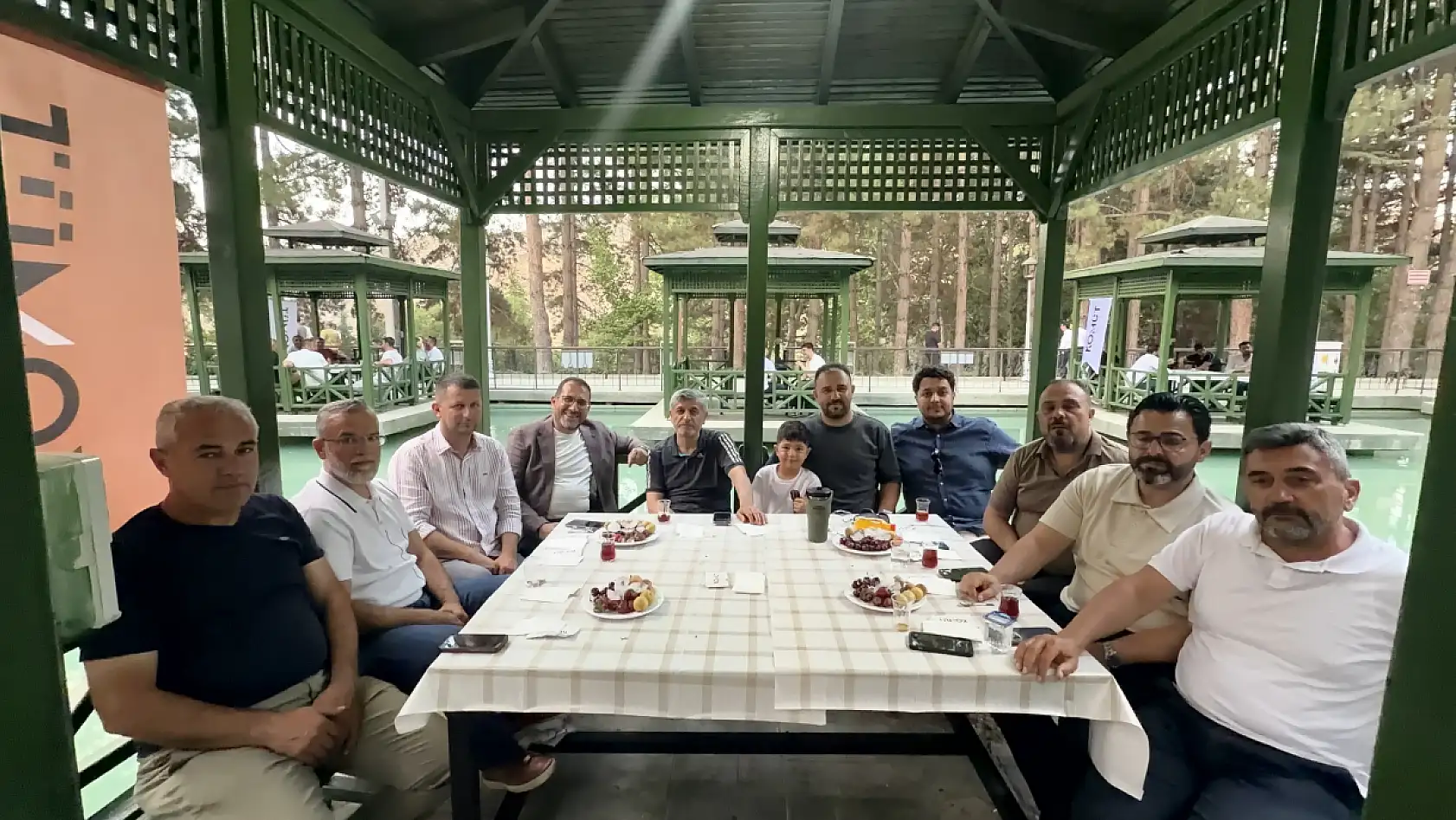 KOMÜT ailesi piknikte buluştu! Sektör temsilcileri aynı sofrada bir araya geldi