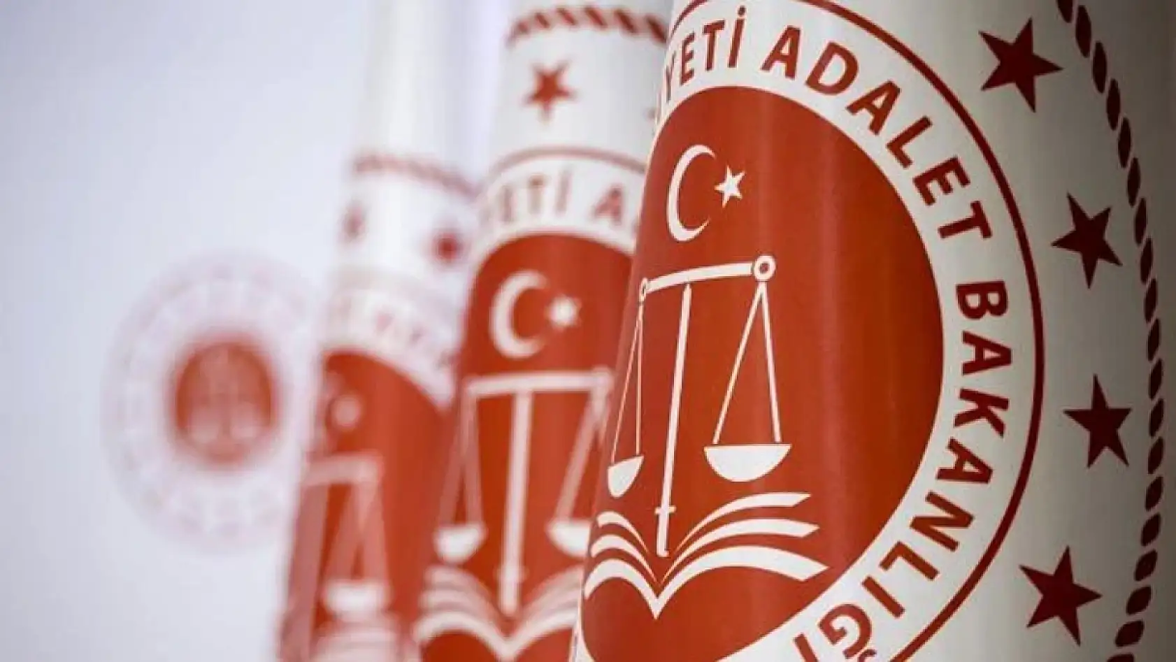 Adalet Bakanlığı 15 bin personel alımı yapacak! İşte kadro dağılımı ve şartları...