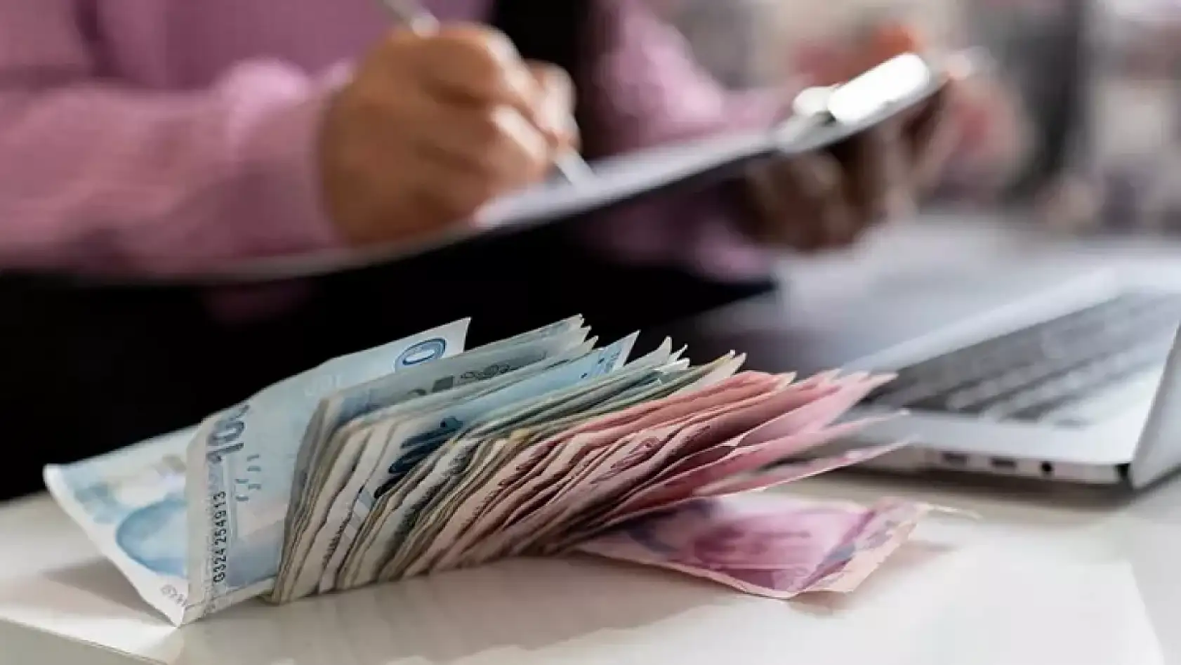 Akaryakıtta beklenen zamma 'Eşel Mobil' freni! Konya'da artış pompaya yansıdı mı?