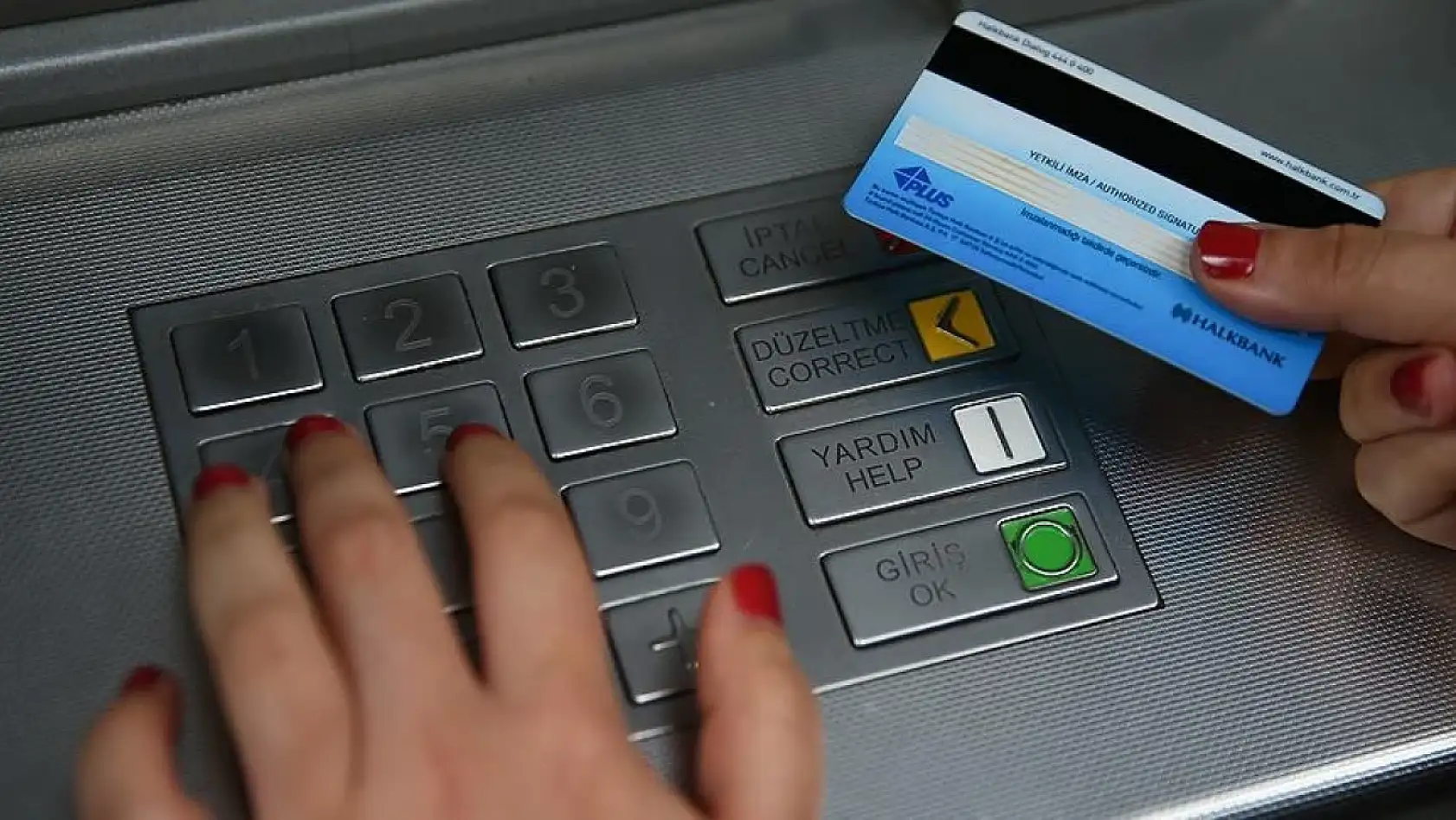 ATM'ye gitmeden önce bu habere mutlaka bakın! Bayram öncesi limitlerde güncelleme...