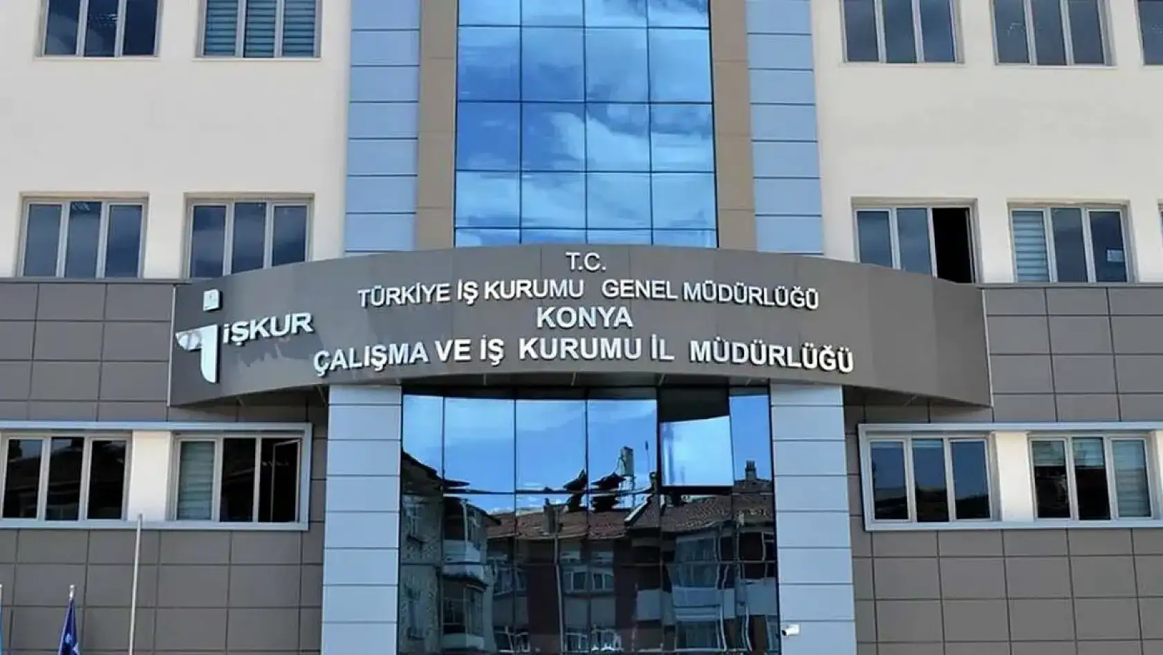 Konya'da iş arayanları ilgilendiriyor! 230 kişiye yeni fırsat: Başvuru tarihini kaçırmayın!