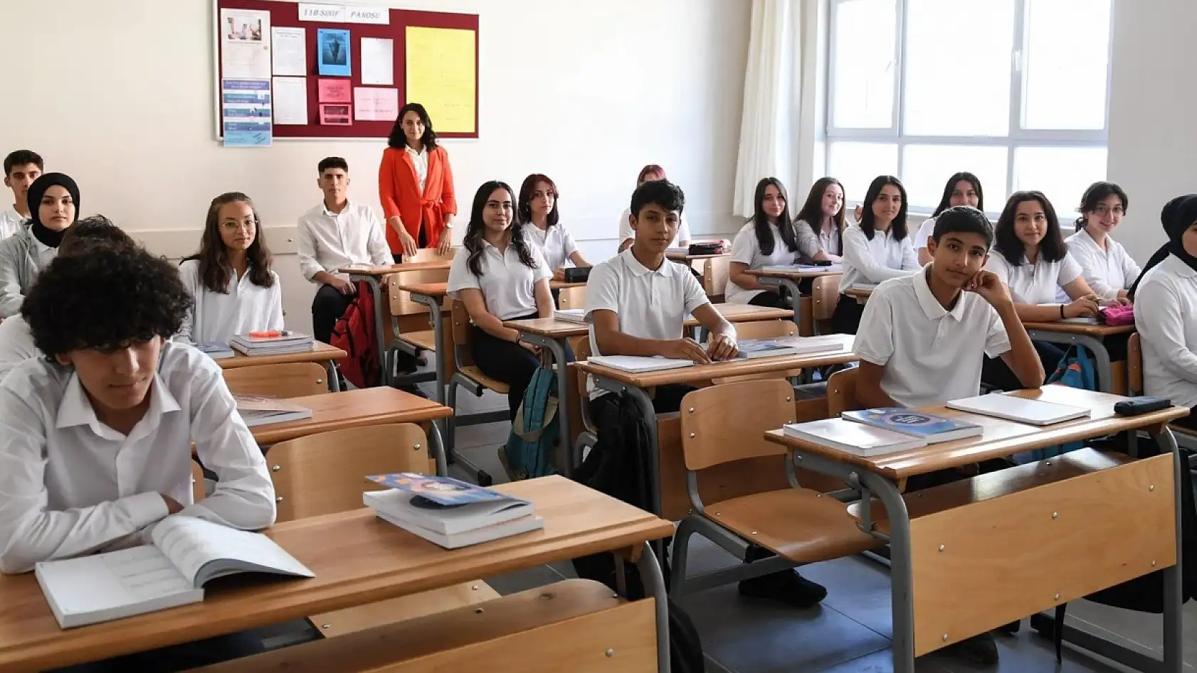 Bakanlıktan tarihi karar! Okullarda müfredat değişiyor