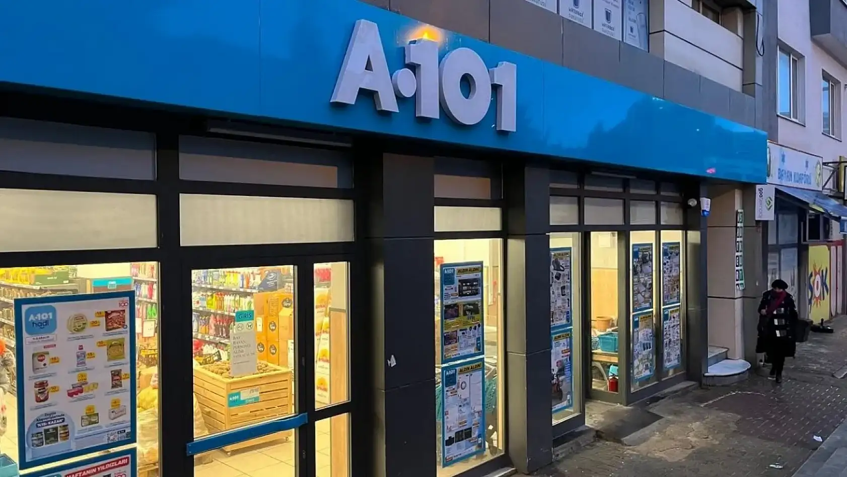 A101 21 Mayıs Perşembe günü indirimli hangi ürünler var? A101 bu hafta aktüel ürünler broşürü