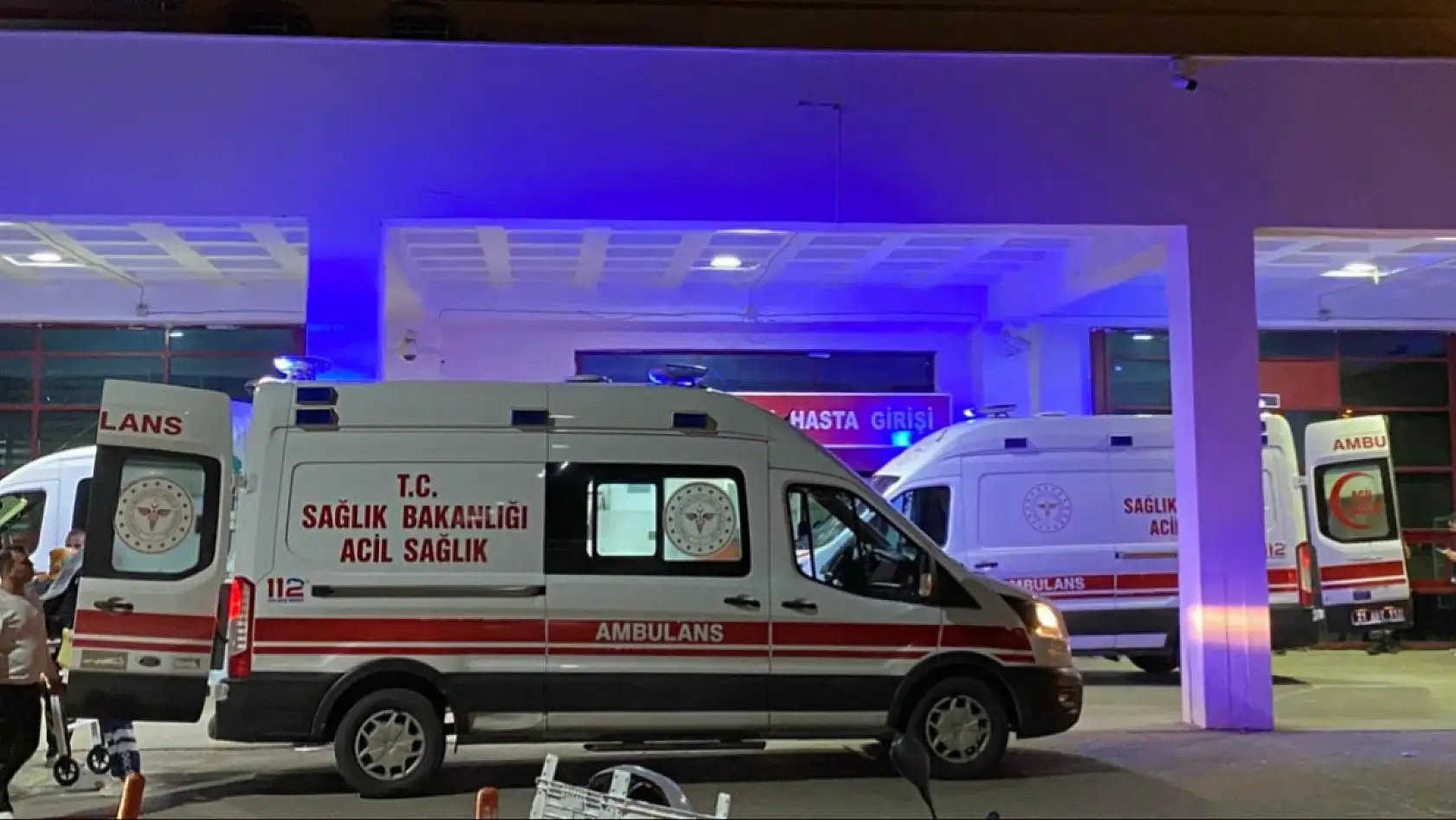 Konya'da tarım işçilerini taşıyan minibüs devrildi: 2'si ağır 14 yaralı!