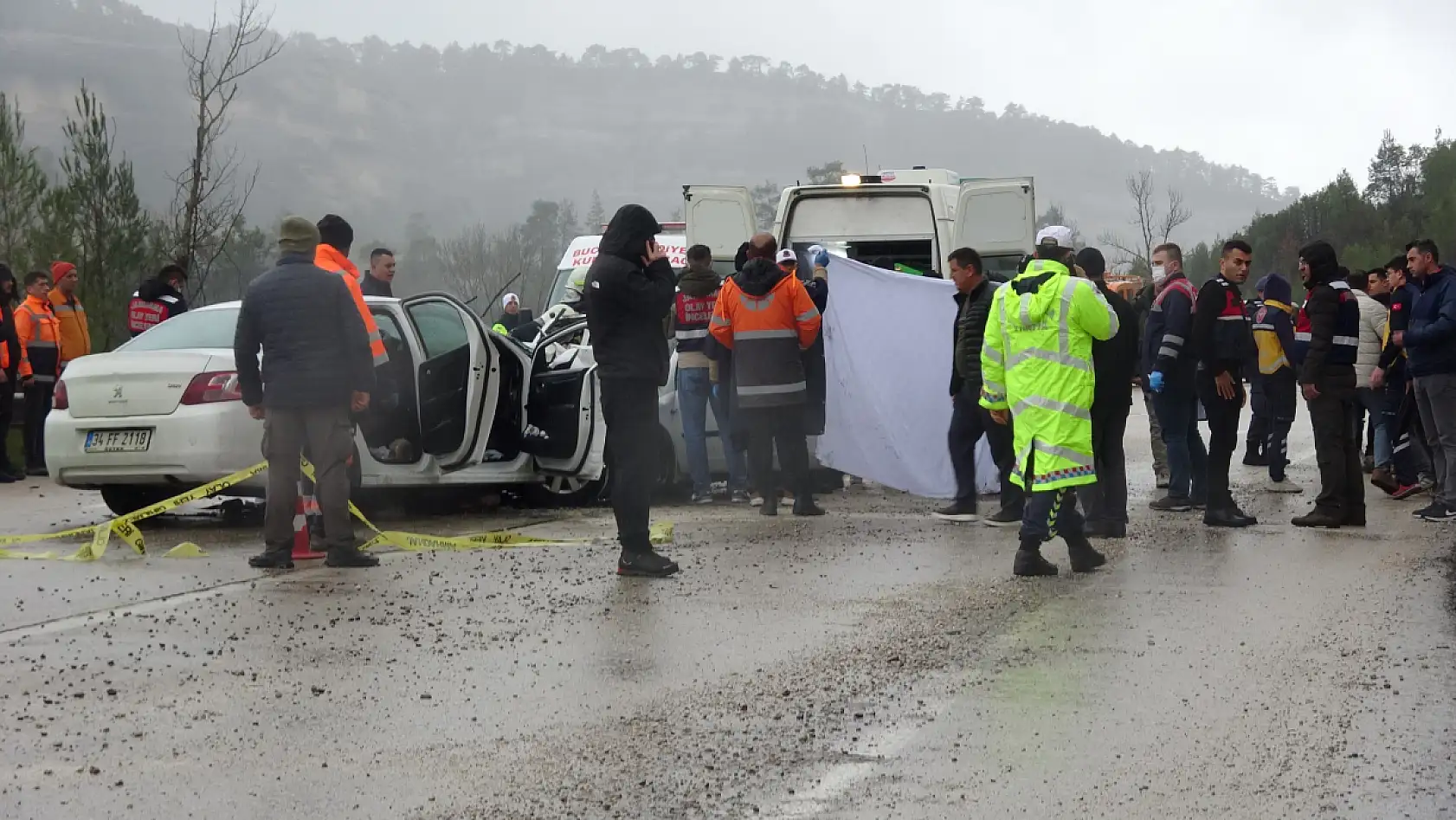 Bir günde 16 tabut! Bakan Yerlikaya'dan katliam gibi kazalara 'caydırıcılık' sinyali!