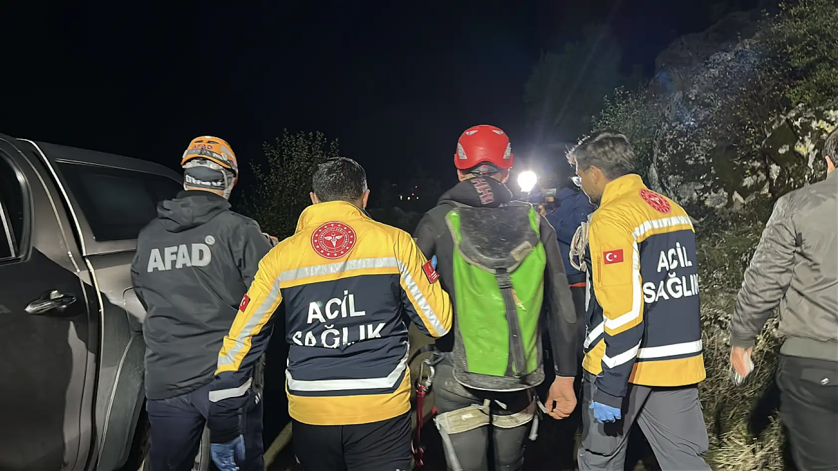 Yazılı Kanyon'da zamana karşı yarış sürüyor: 10 kişi kurtarılmayı bekliyor!