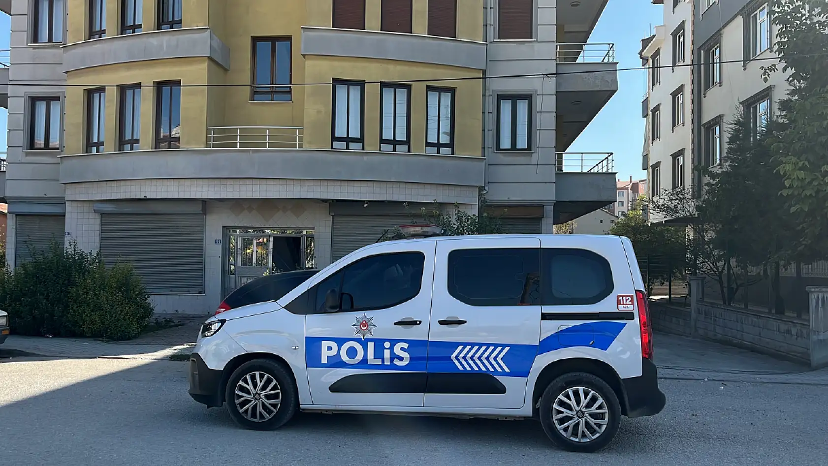 Konya'da kedi tüyü yüzünden komşusunu yüzünden bıçakladı! 2 yaralı...