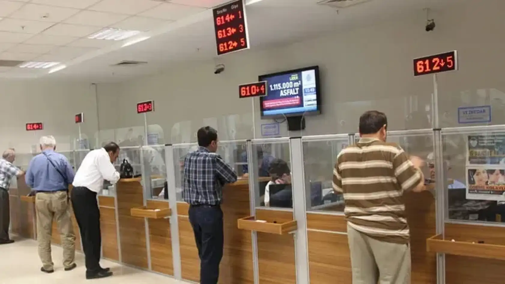 Bankalar Pazartesi açık mı? 2026 Kurban Bayramı tatili 25-26 Mayıs bankalar kapalı mı, kaça kadar açık?