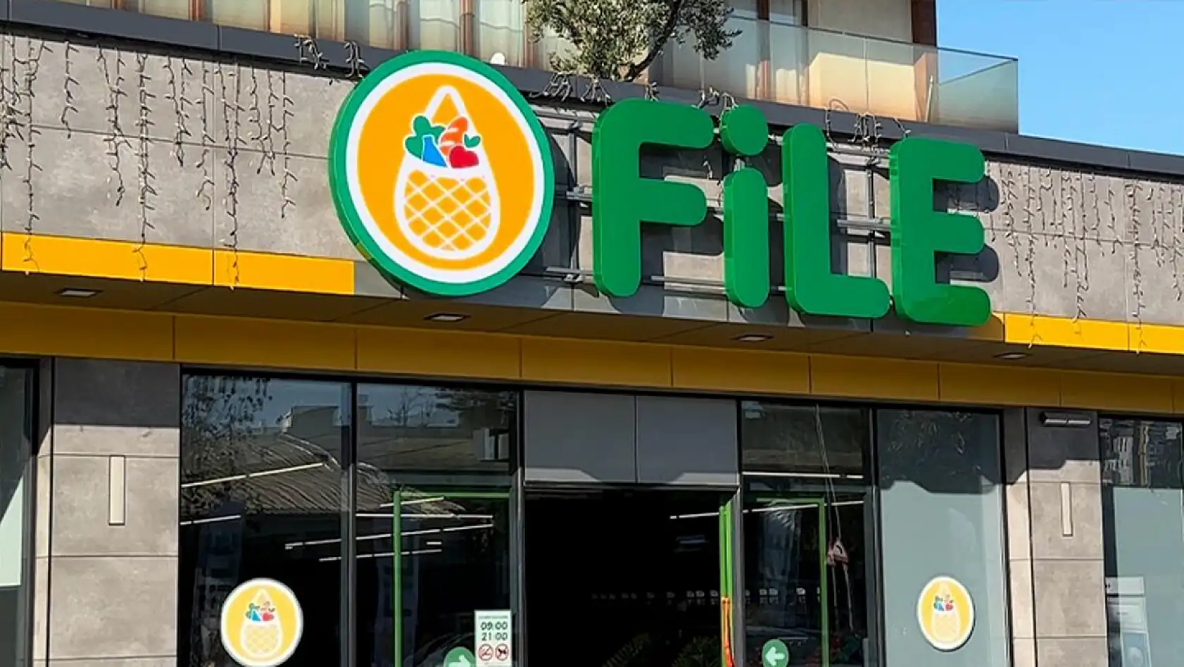 Marketler bayramda açık mı, kapalı mı? Arefe ve Bayramın 1. günü marketler açık olacak mı? A101, BİM, ŞOK, FİLE, MİGROS bayramda çalışıyor mu?