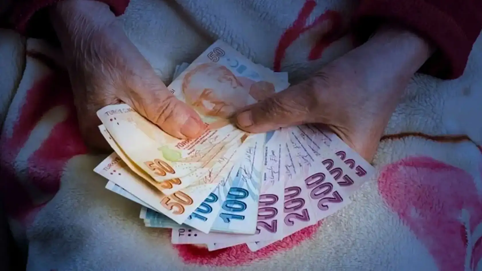 Emekli bayram ikramiyesi için geri sayım başladı: Rakamlar ne zaman netleşecek?