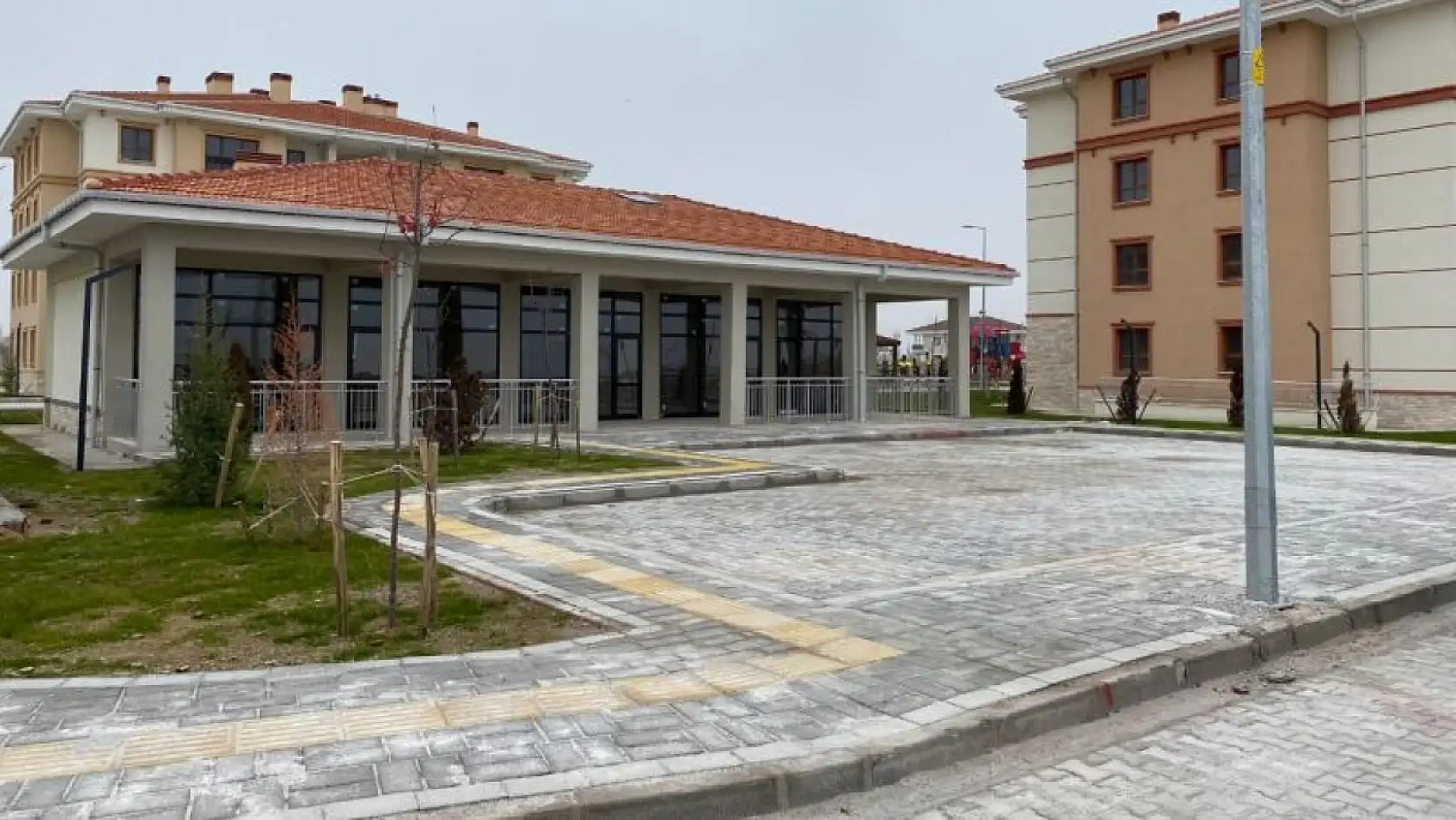 Konya'da kendi işinin patronu olmak isteyenlere müjde: TOKİ 4 ilçede 34 iş yerini satışa çıkarıyor!
