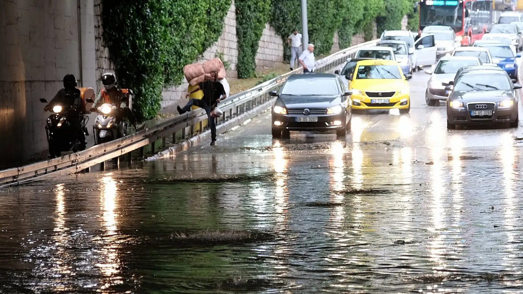Meteoroloji'den Konya'ya çifte uyarı: Termometreler yükseliyor mu? Yağışlar devam edecek mi?