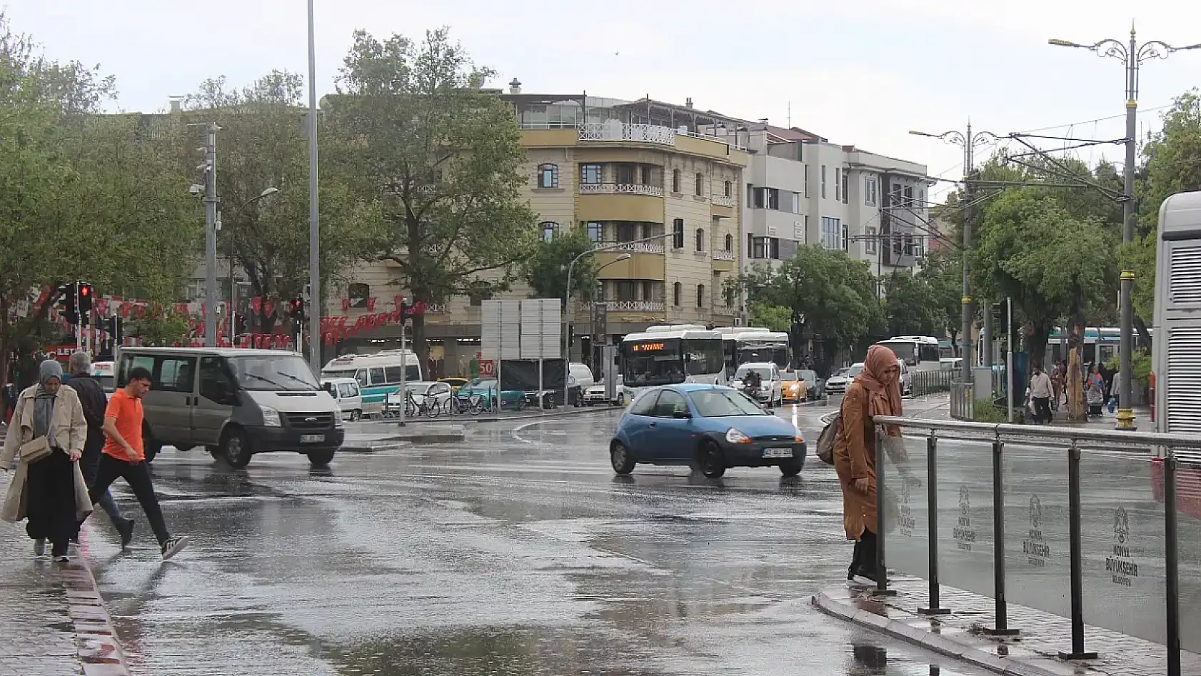 Meteoroloji'den Konya'ya çifte uyarı: Termometreler yükseliyor mu? Yağışlar devam edecek mi?