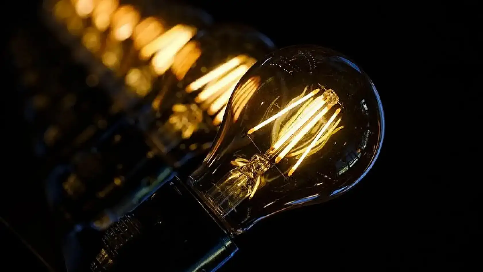 Konya'nın 2 merkez ilçesinde de elektrikler gidiyor! Adres ve saat verildi!